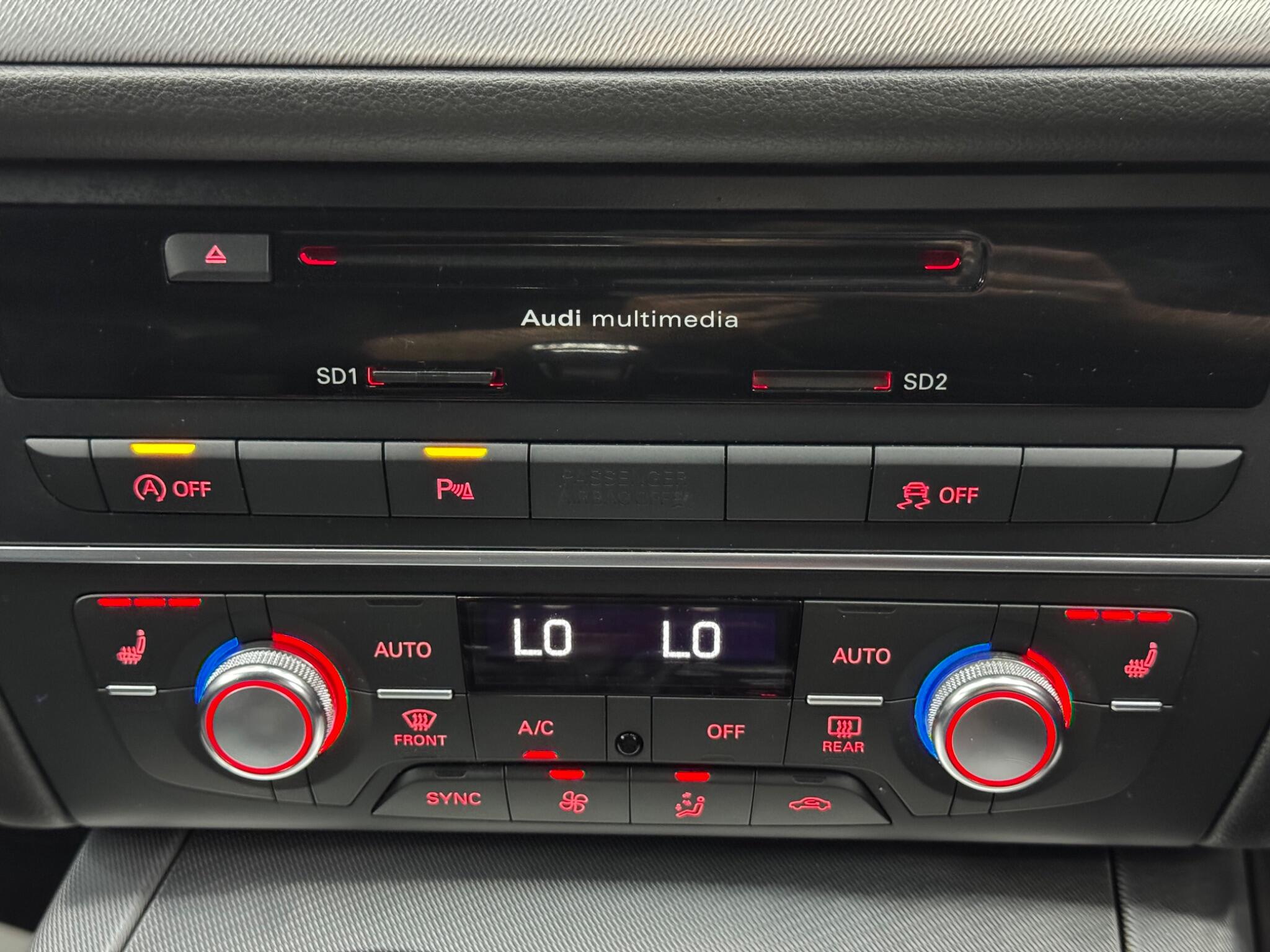 Audi A6 view 29