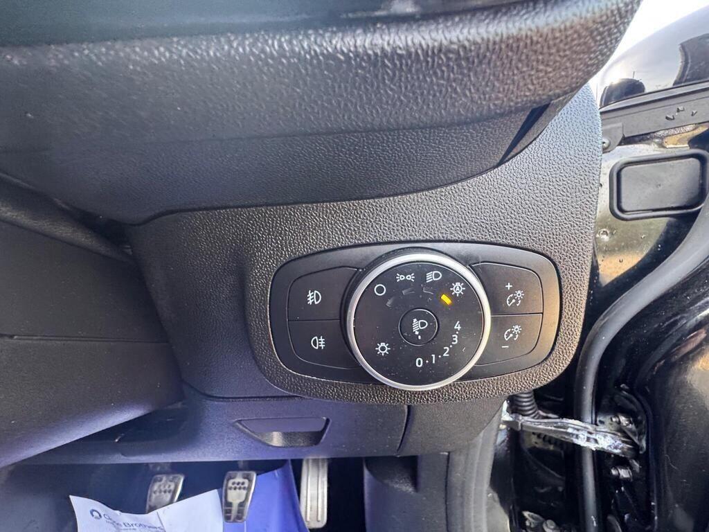 Ford Fiesta view 28