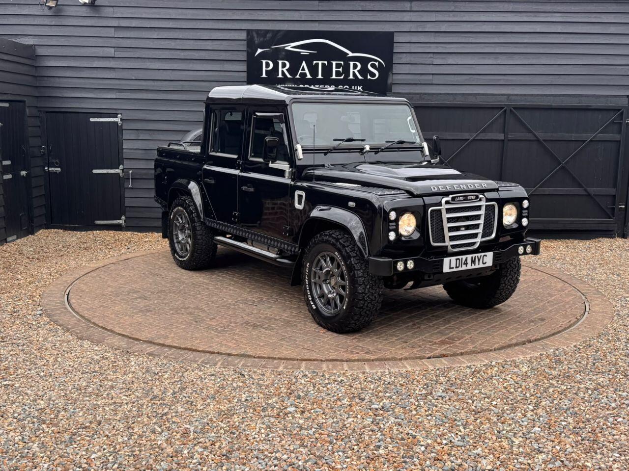 Land Rover Defender view 34