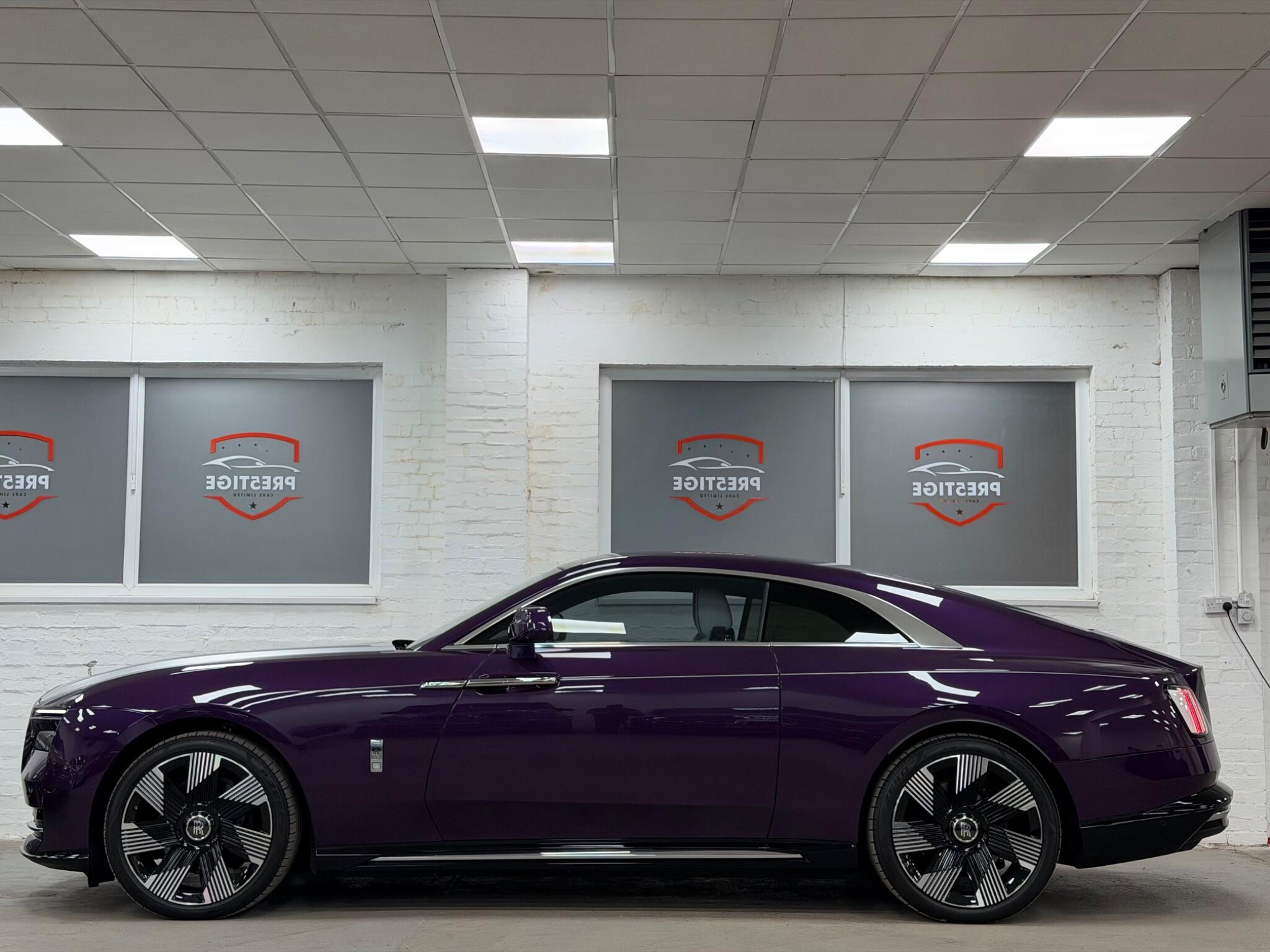 Rolls-Royce Spectre view 77