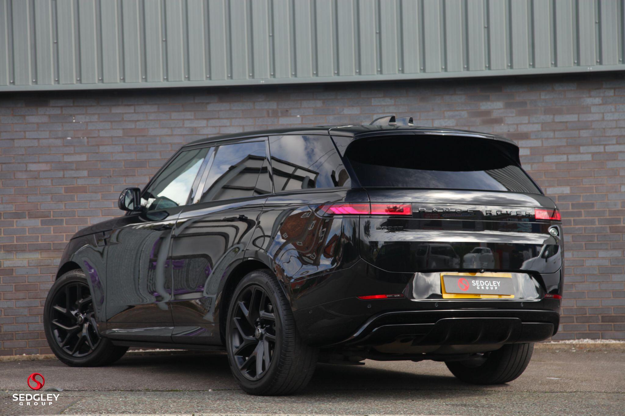 Land Rover Range Rover Sport view 8