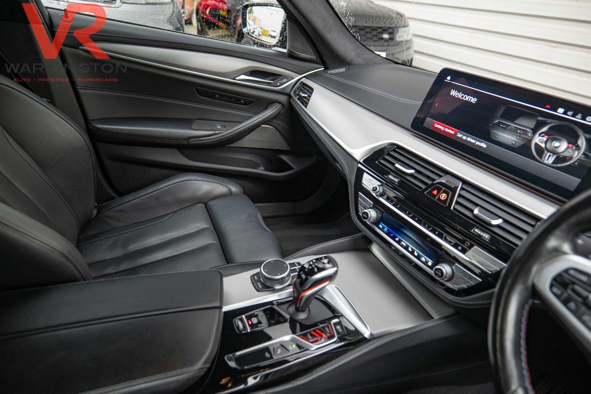 BMW M5 view 23