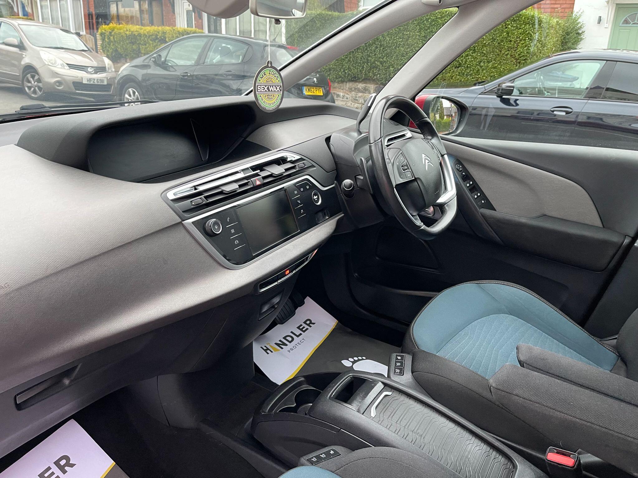 Citroen Grand C4 Picasso view 31