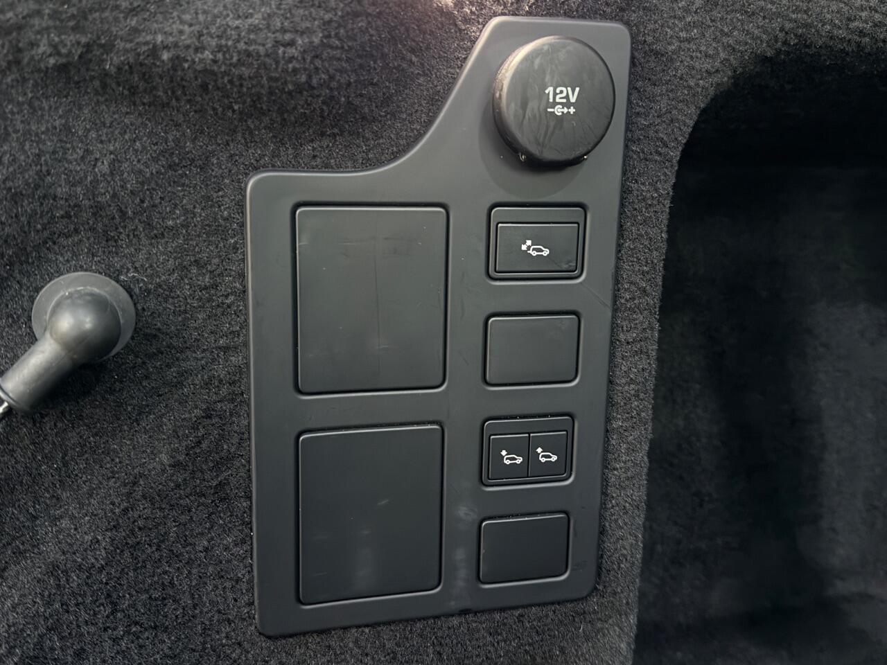 Land Rover Discovery view 31