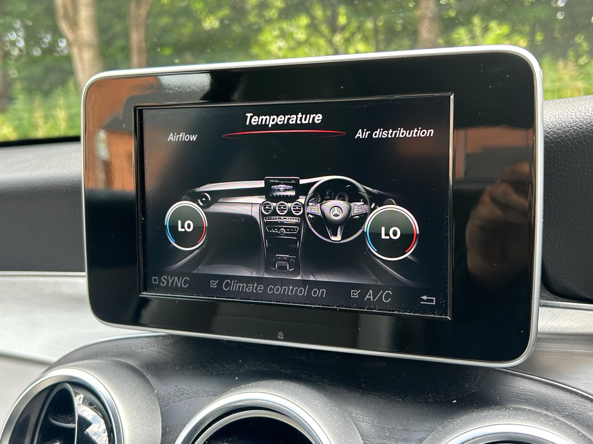 Mercedes-Benz C-Class view 46