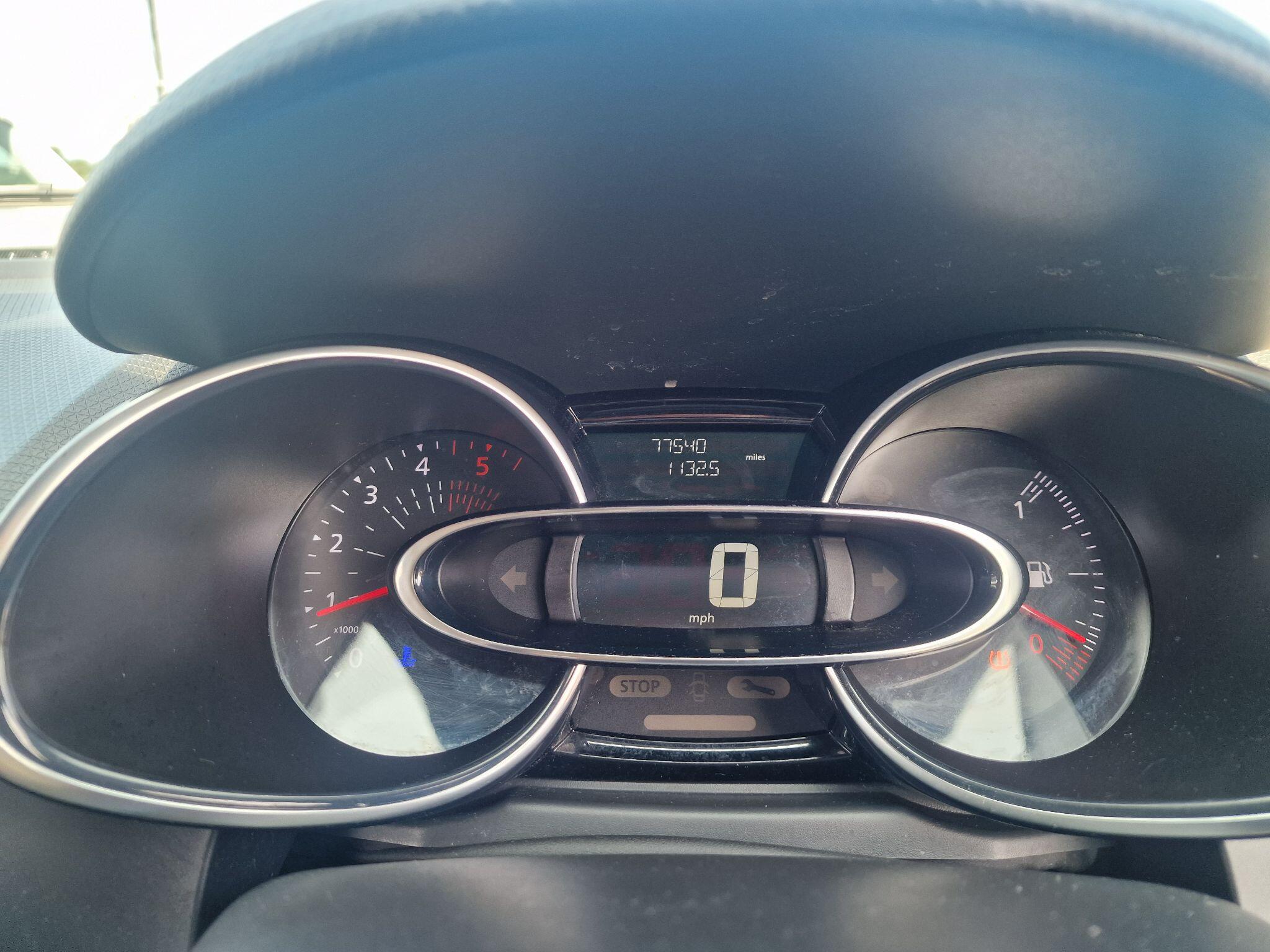 Renault Clio view 49