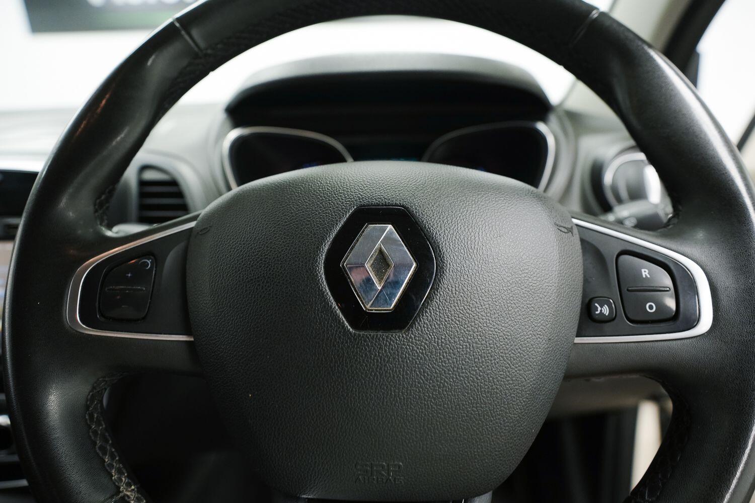 Renault Captur view 26