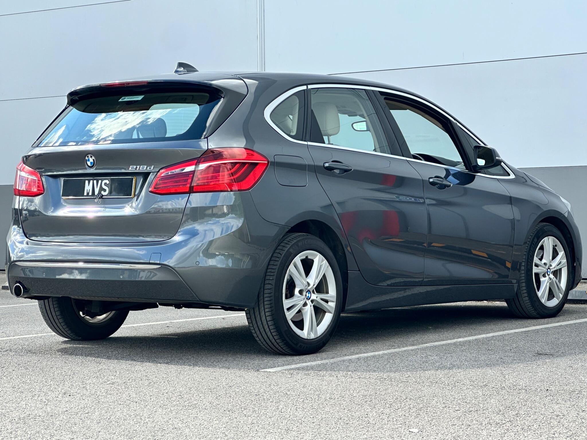 BMW 2 Series Active Tourer view 11
