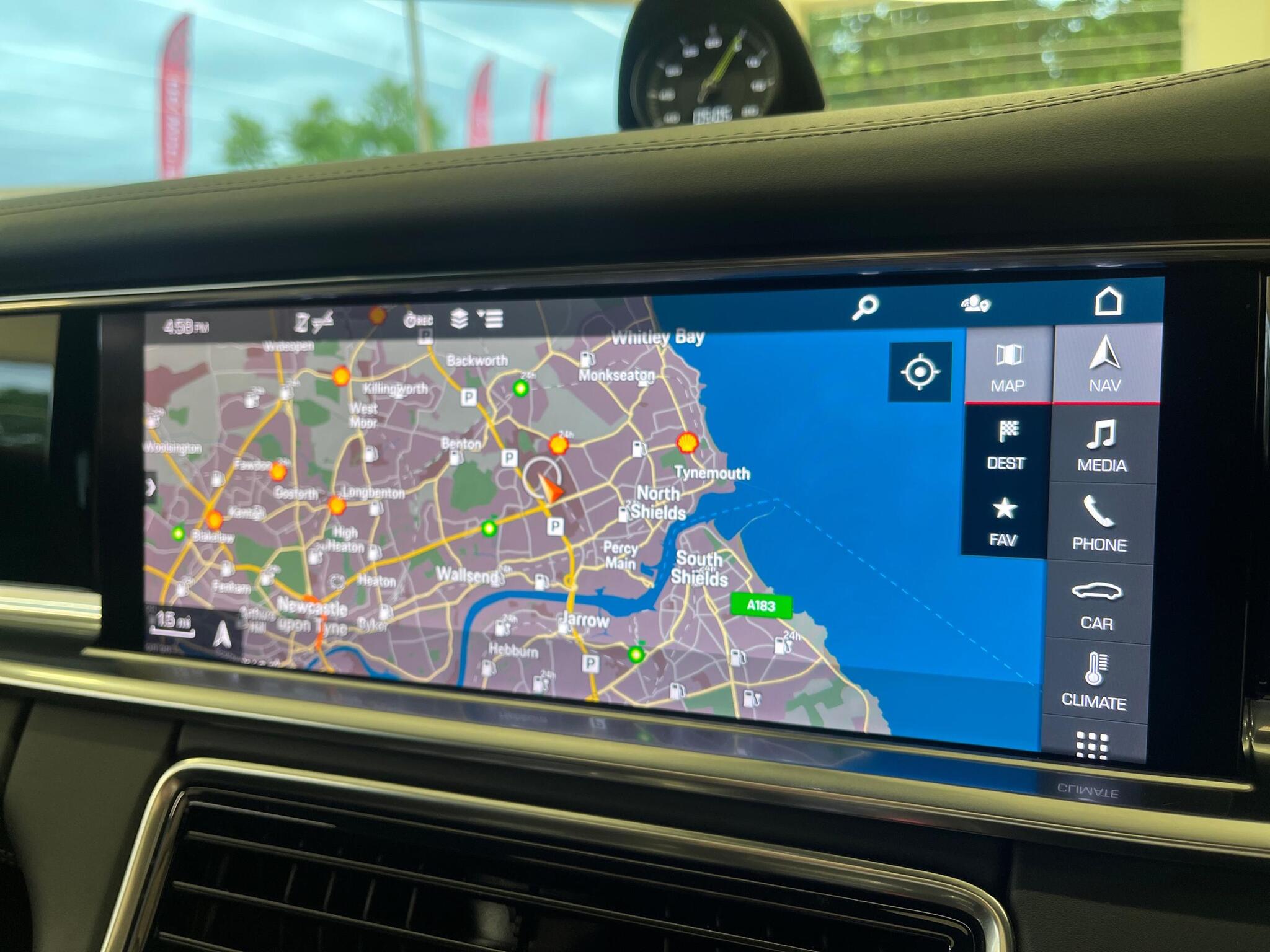 Porsche Panamera view 32