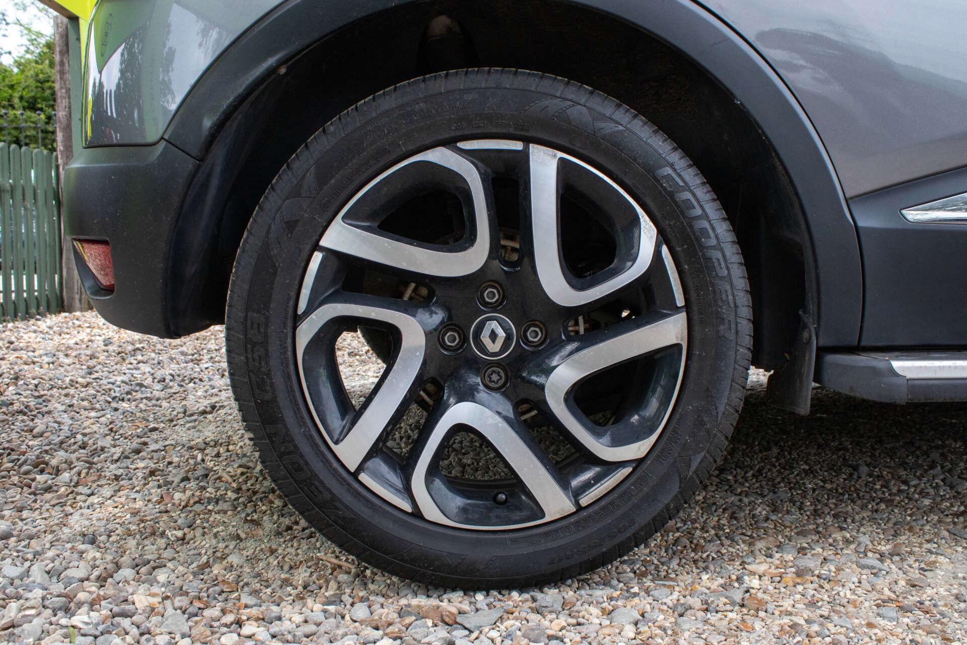 Renault Captur view 30