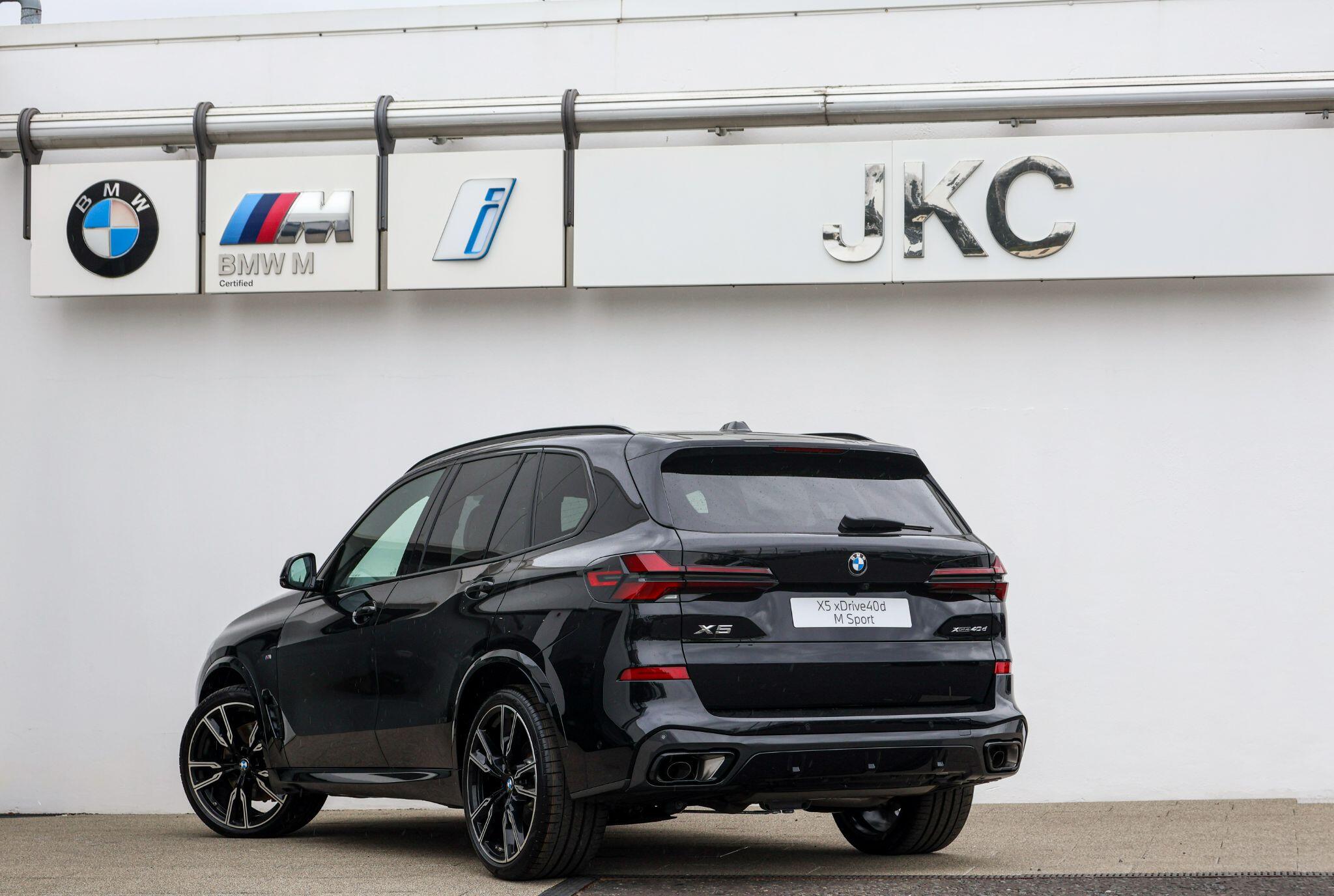 BMW X5 view 7
