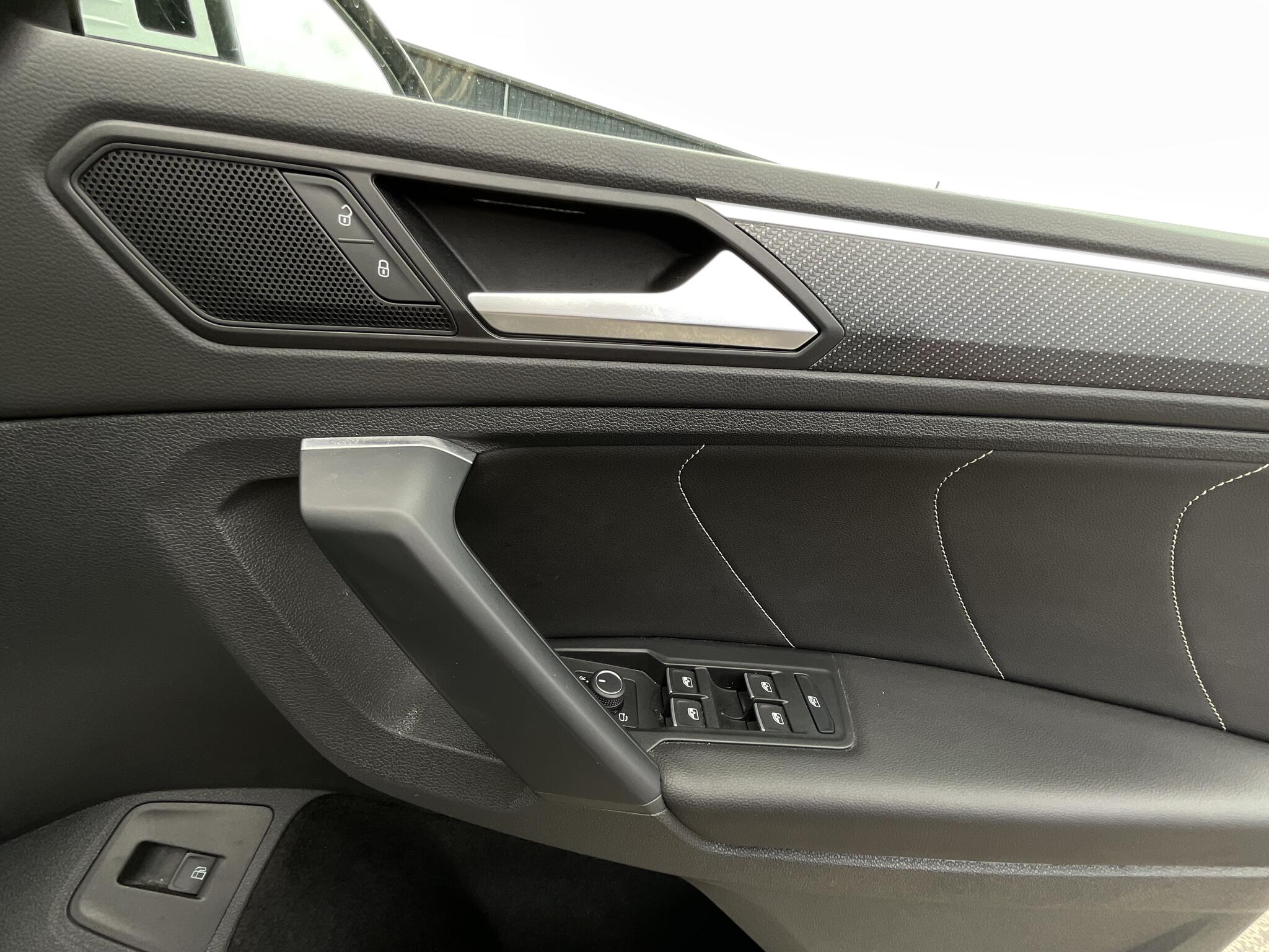 Volkswagen Tiguan view 28