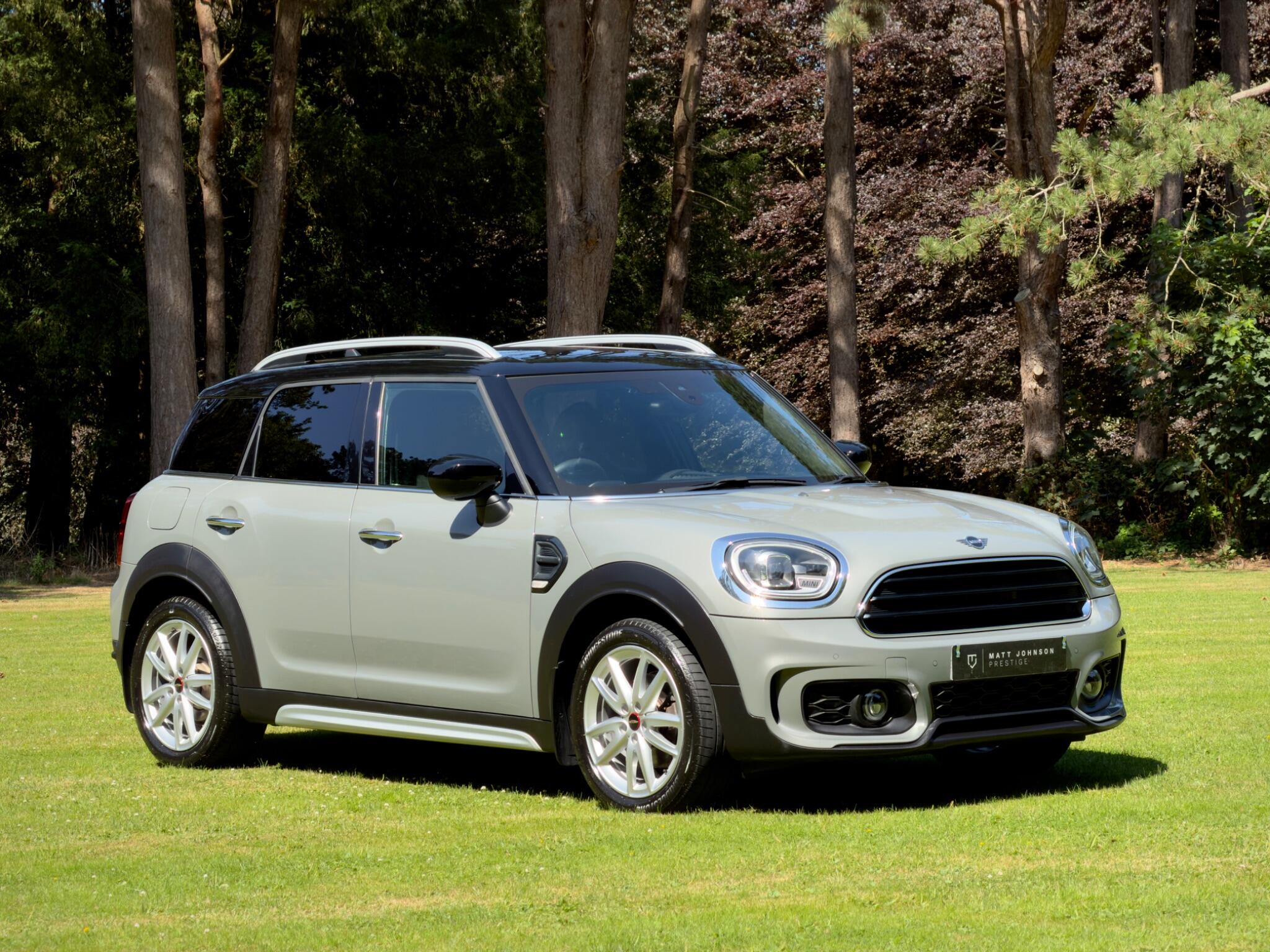 Mini Countryman view 22