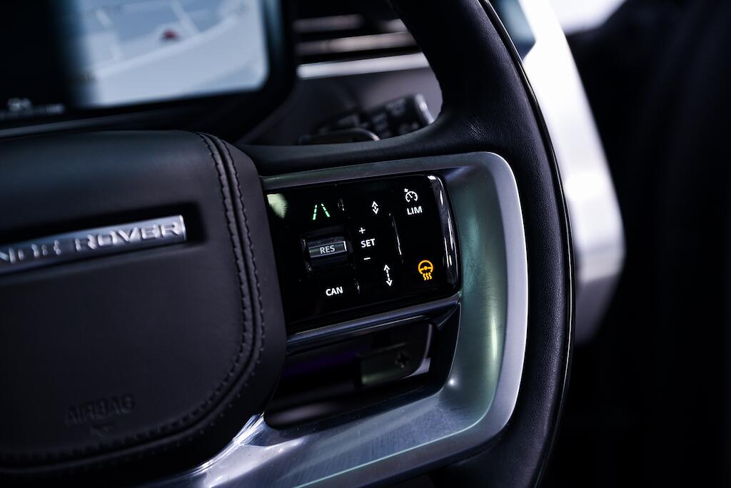 Land Rover Range Rover view 36