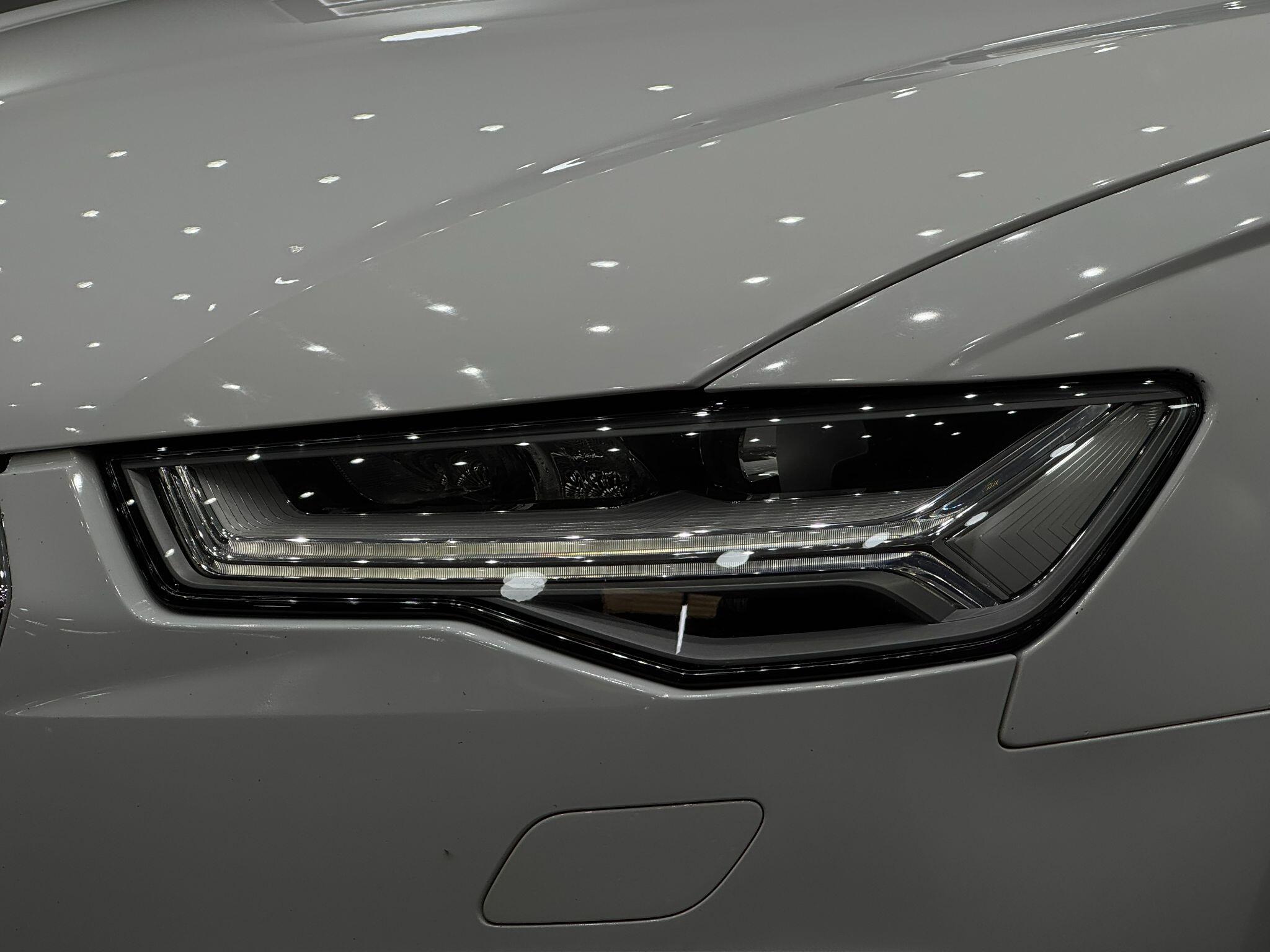 Audi A6 view 13