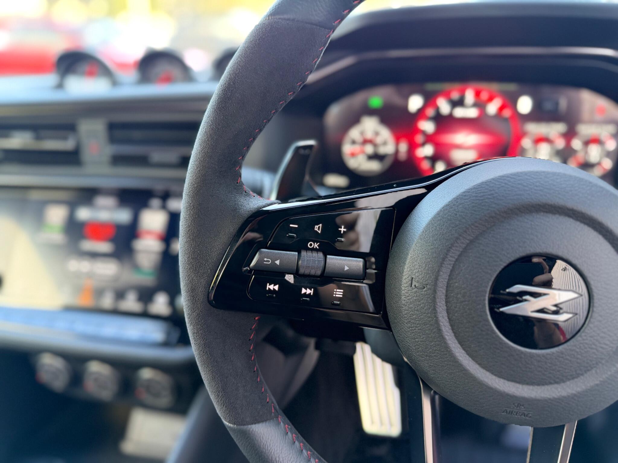 Nissan Fairlady view 70