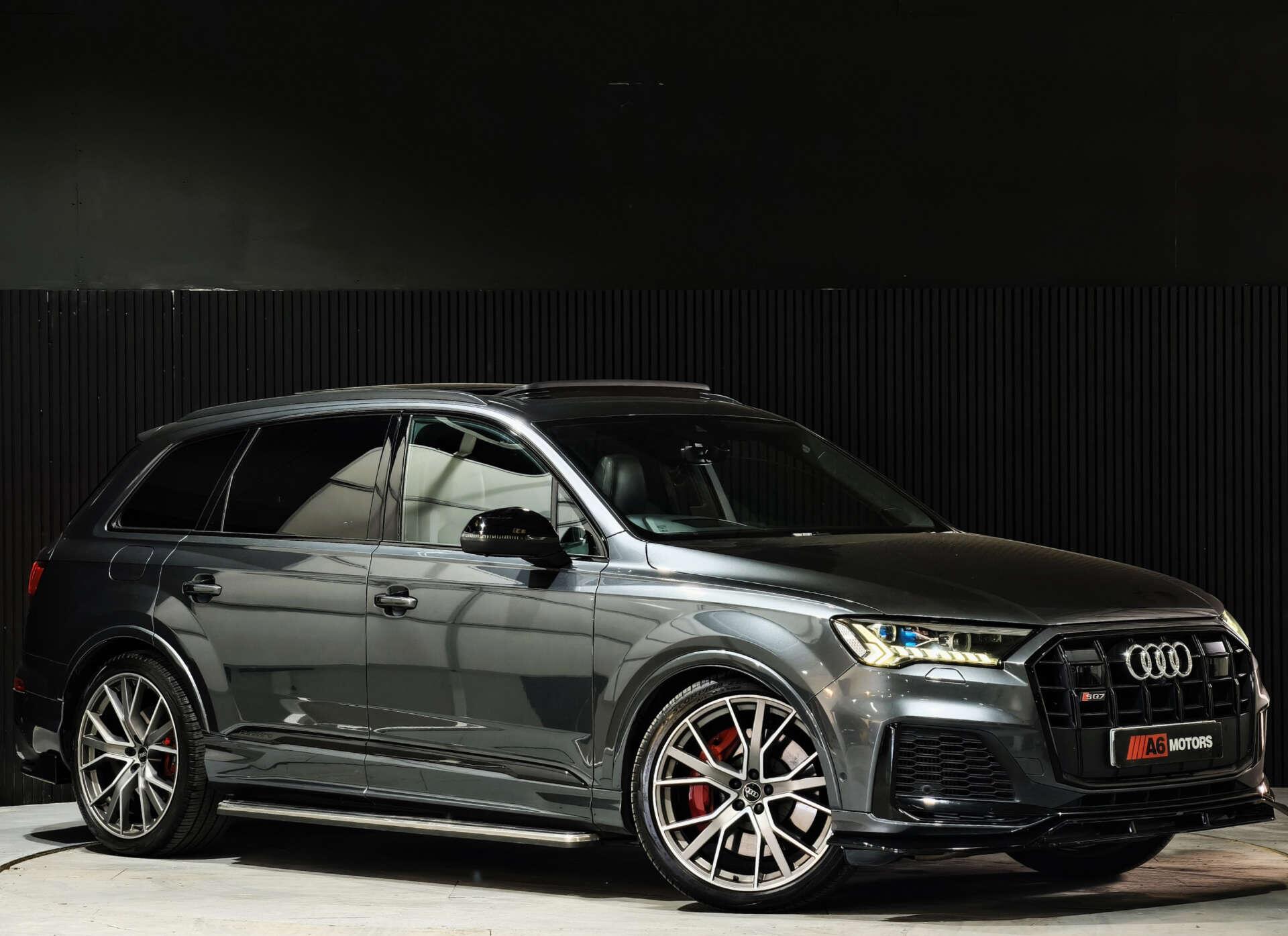 Audi SQ7 main image