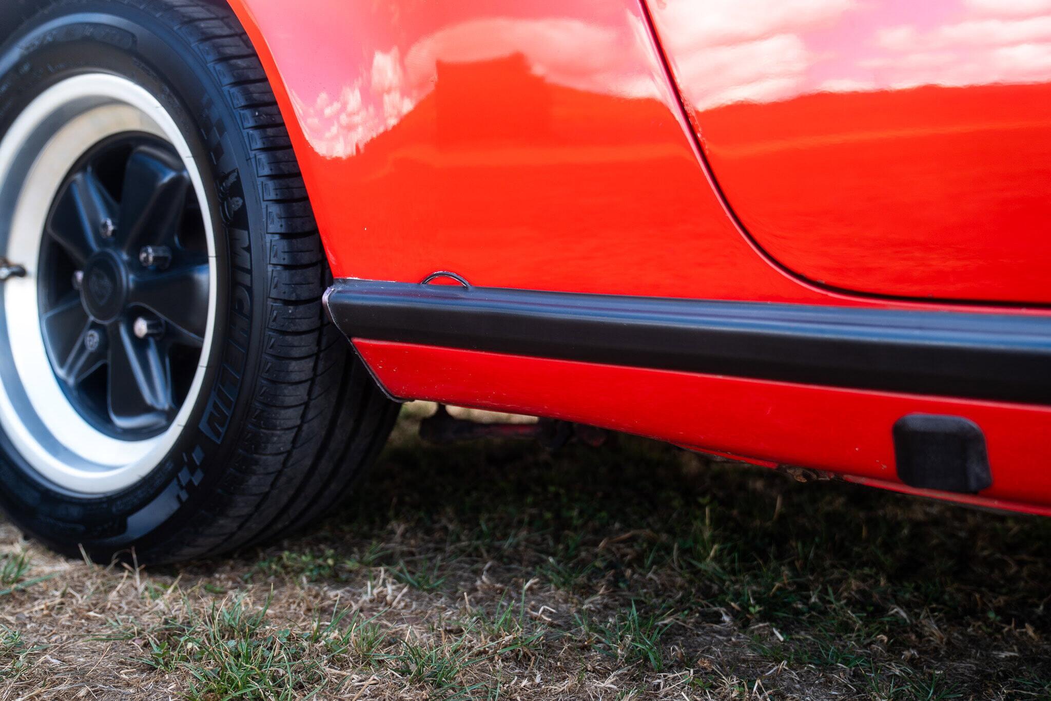 Porsche 911 view 46