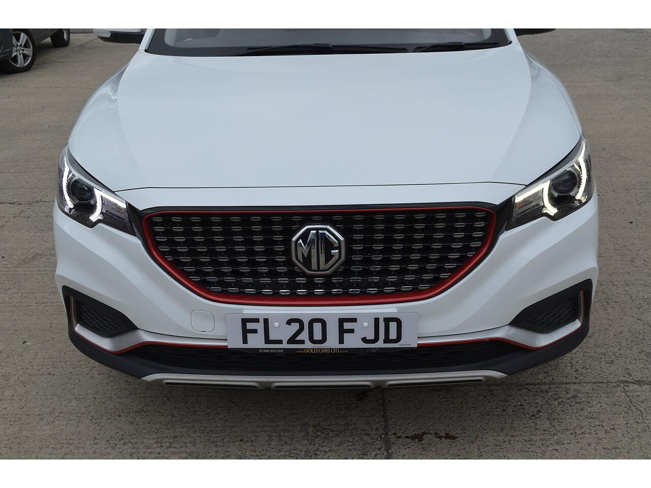MG ZS view 39