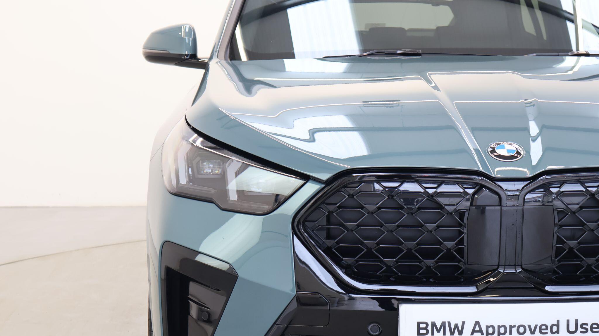 BMW X2 view 21