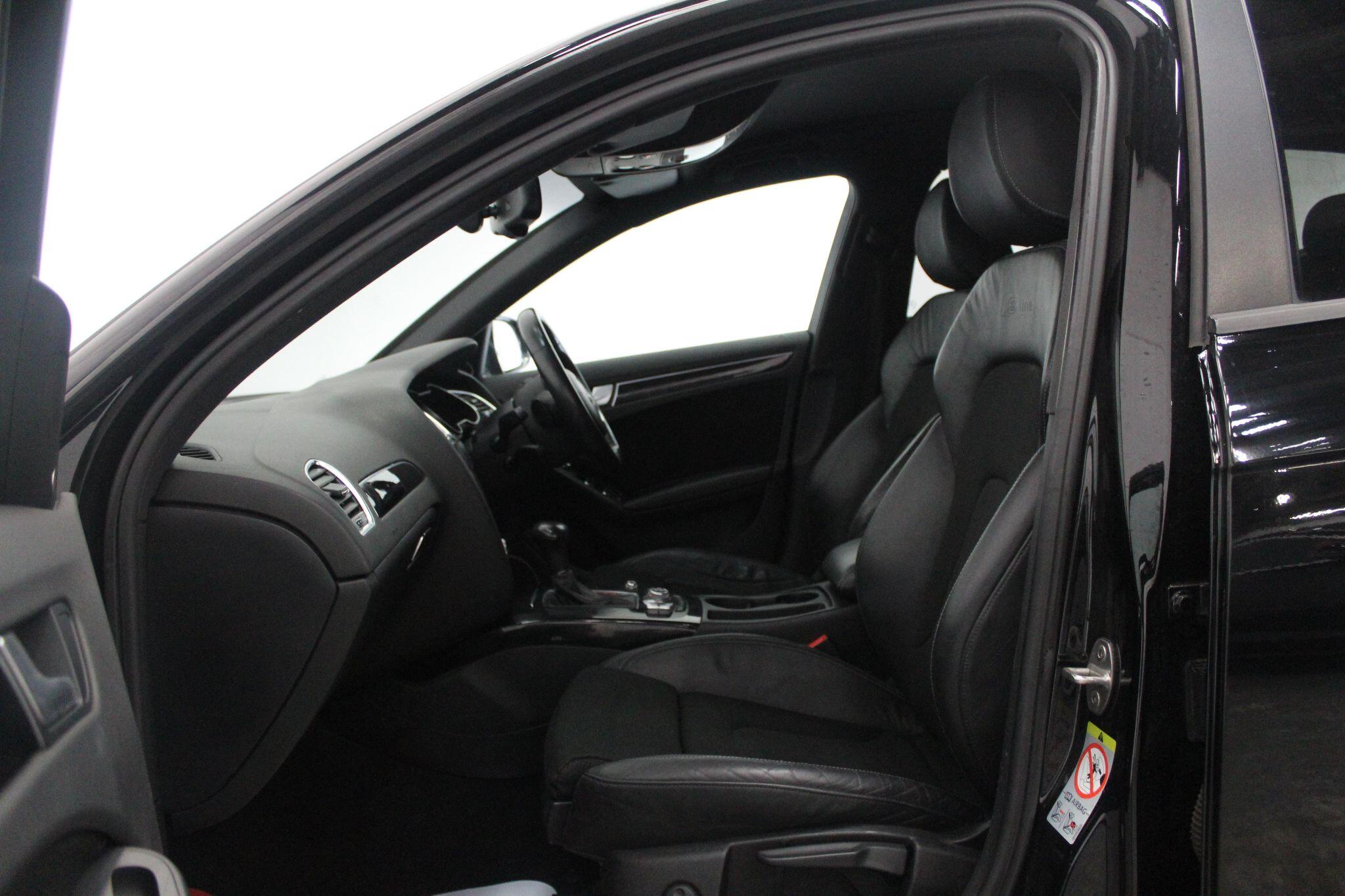 Audi A4 view 50