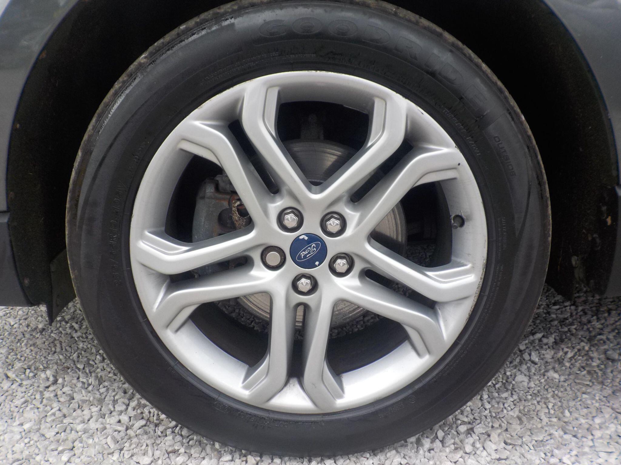 Ford Edge 2.0 TDCi Titanium AWD Euro 6 (s/s) 5dr