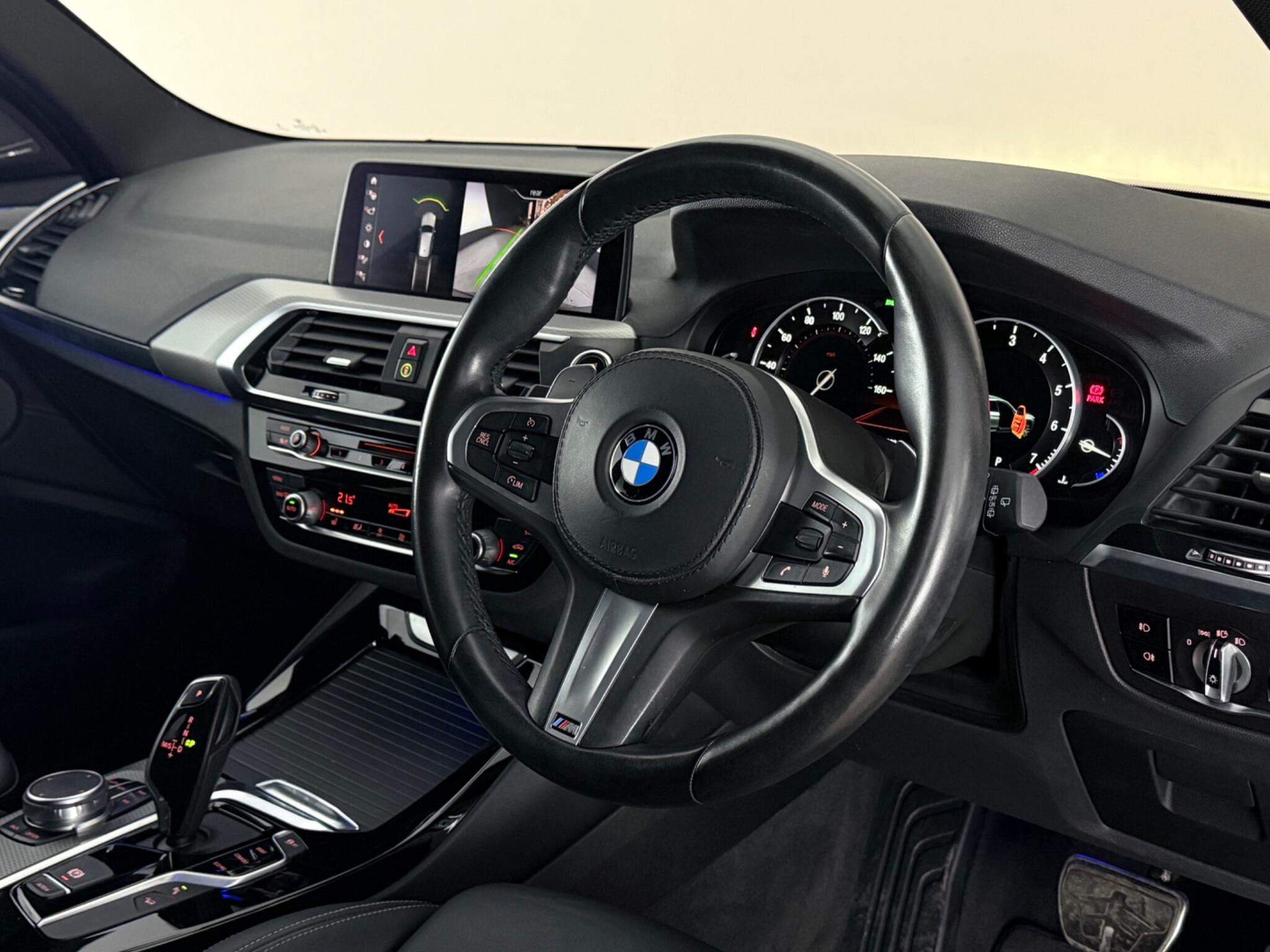 BMW X3 view 3
