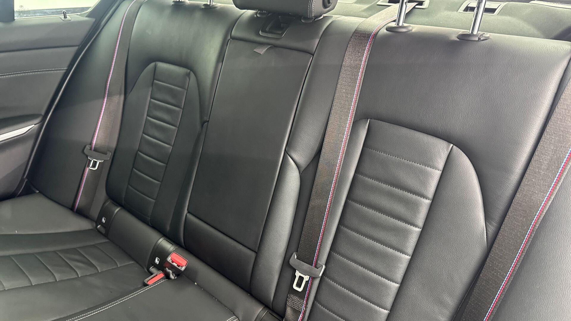 BMW 3 Series view 12