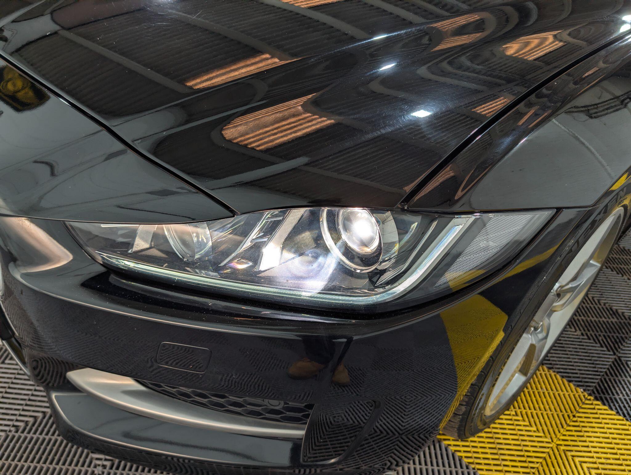 Jaguar Xe view 26