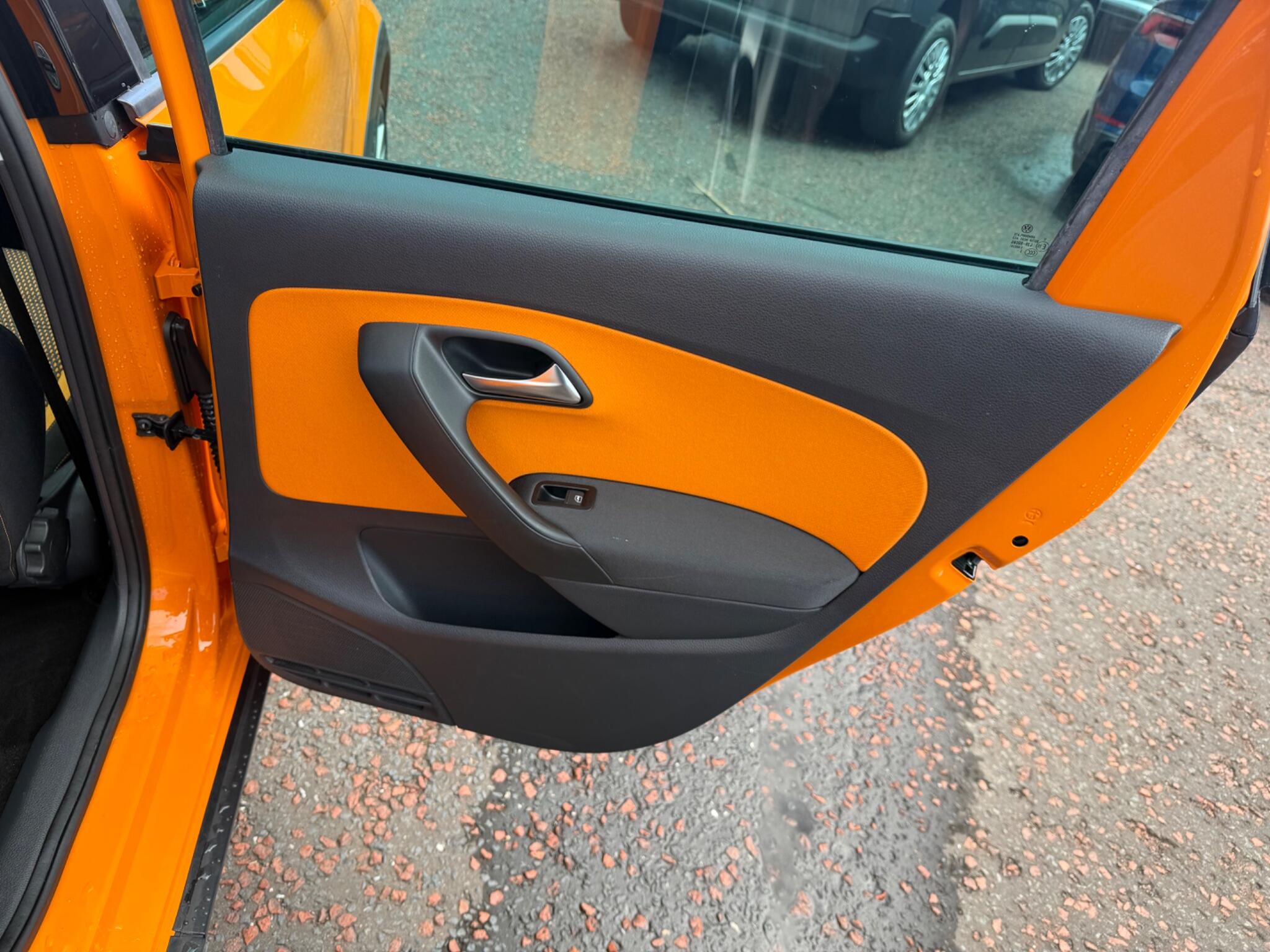 Volkswagen Polo view 13