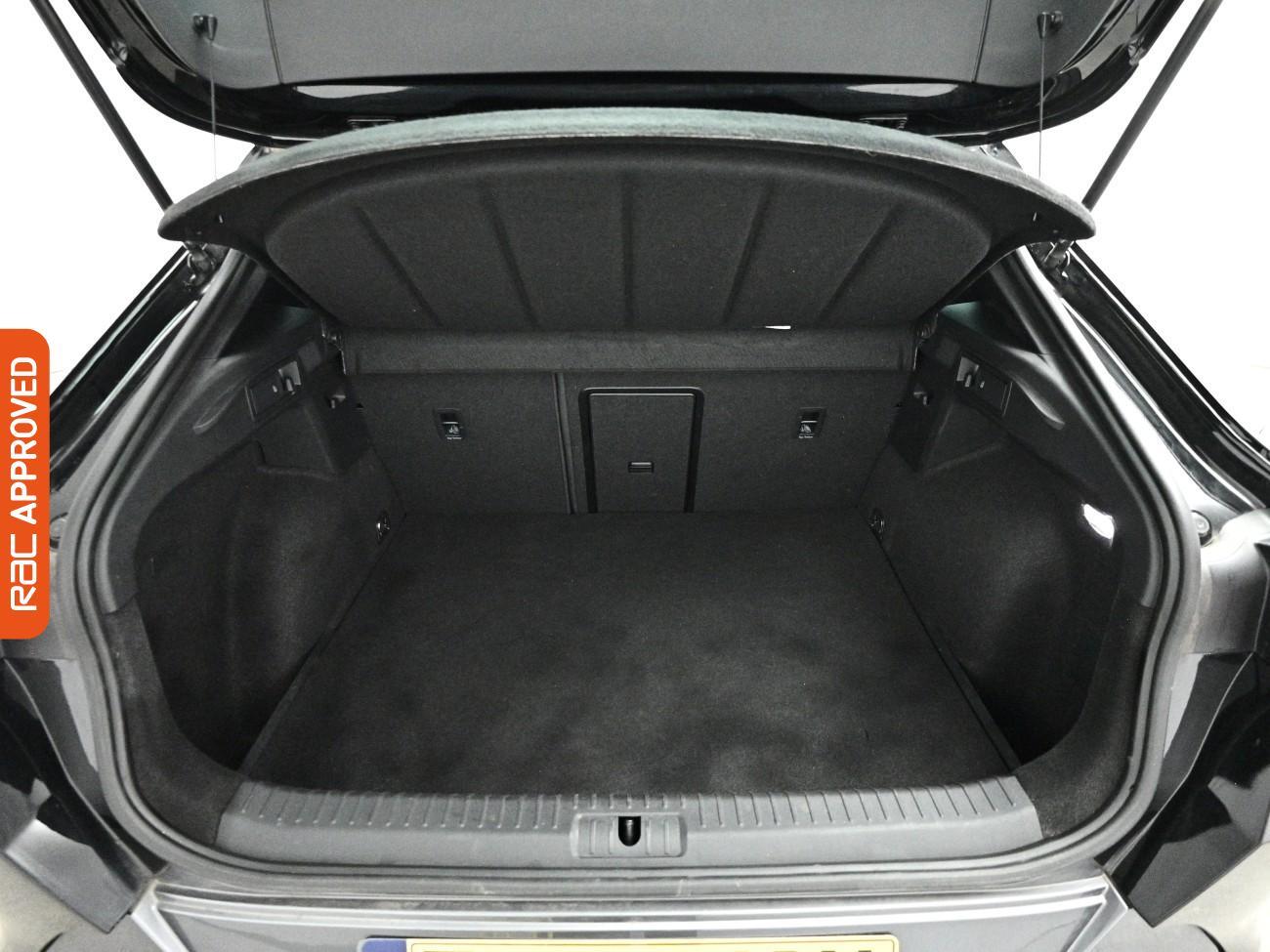 Cupra Formentor view 26