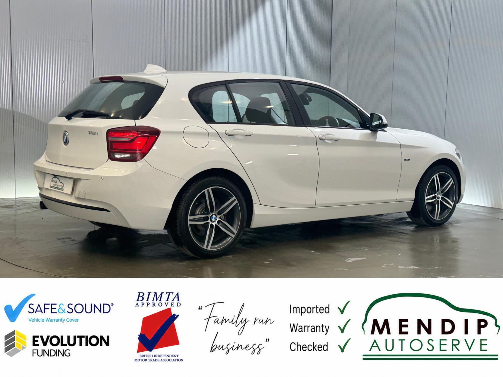 BMW 1 Series view 22
