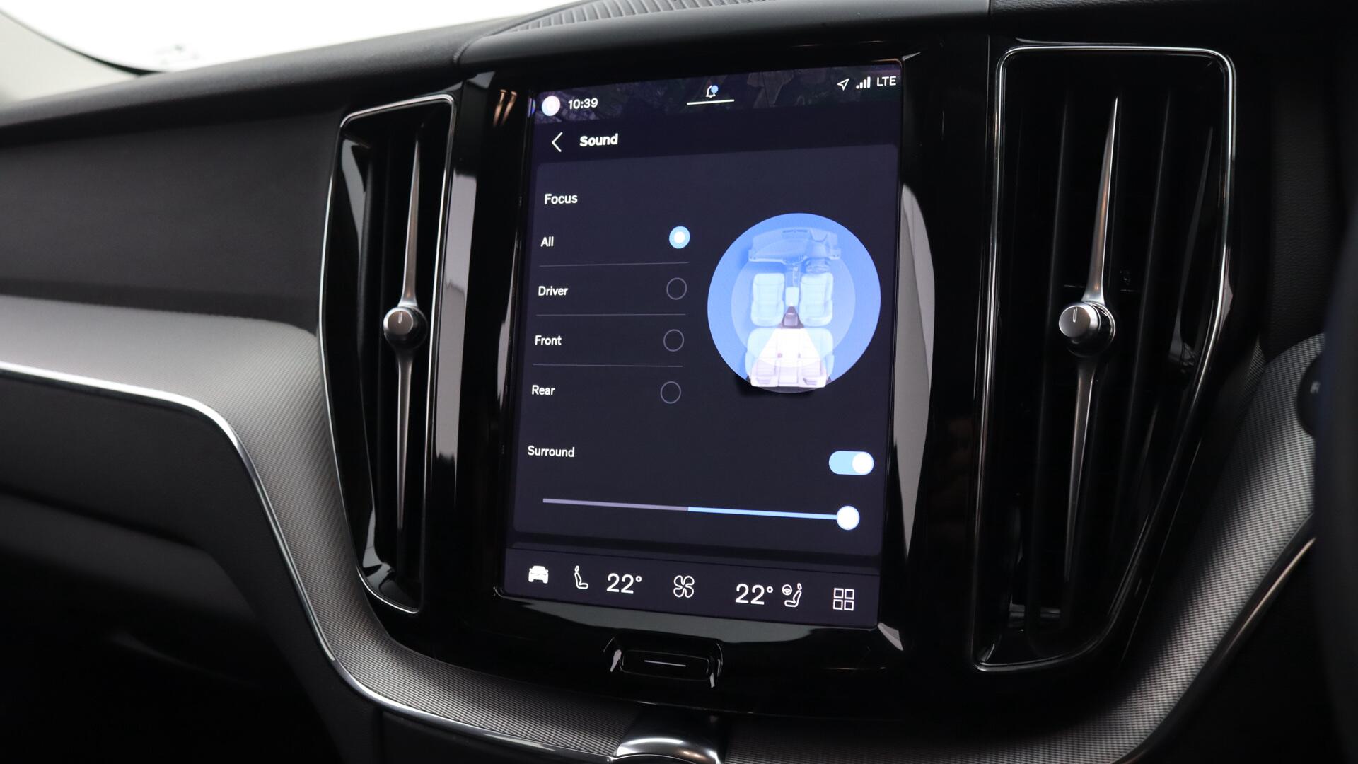 Volvo XC60 view 36