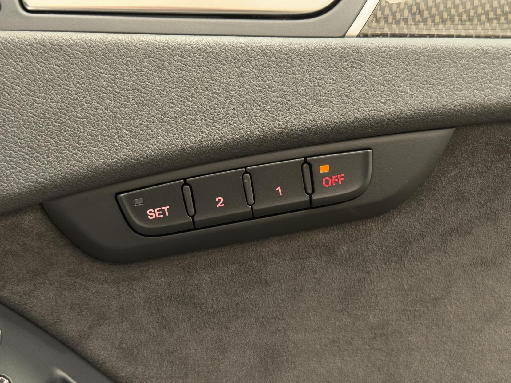 Audi S4 Avant view 41