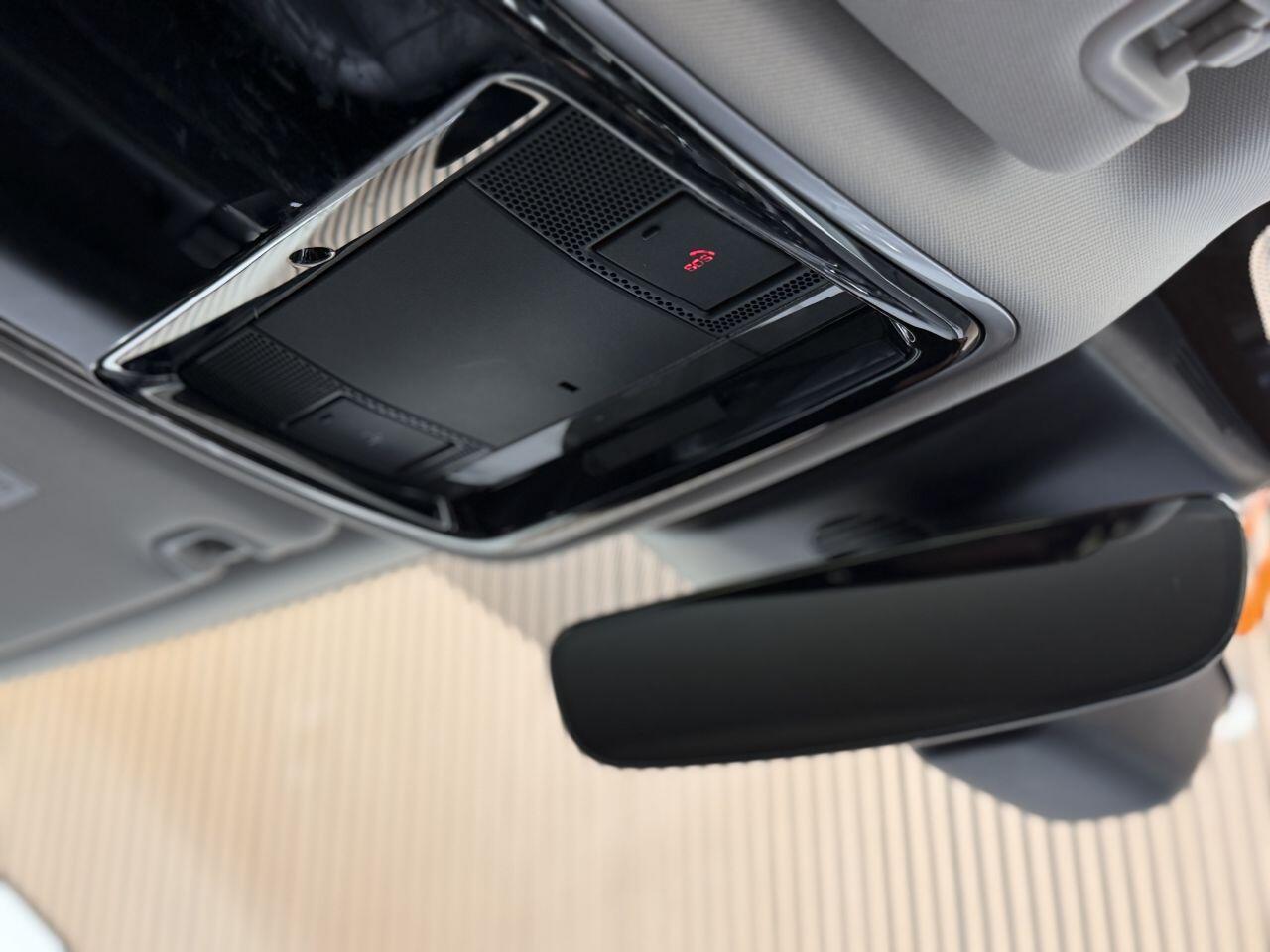 Land Rover Range Rover Sport view 52