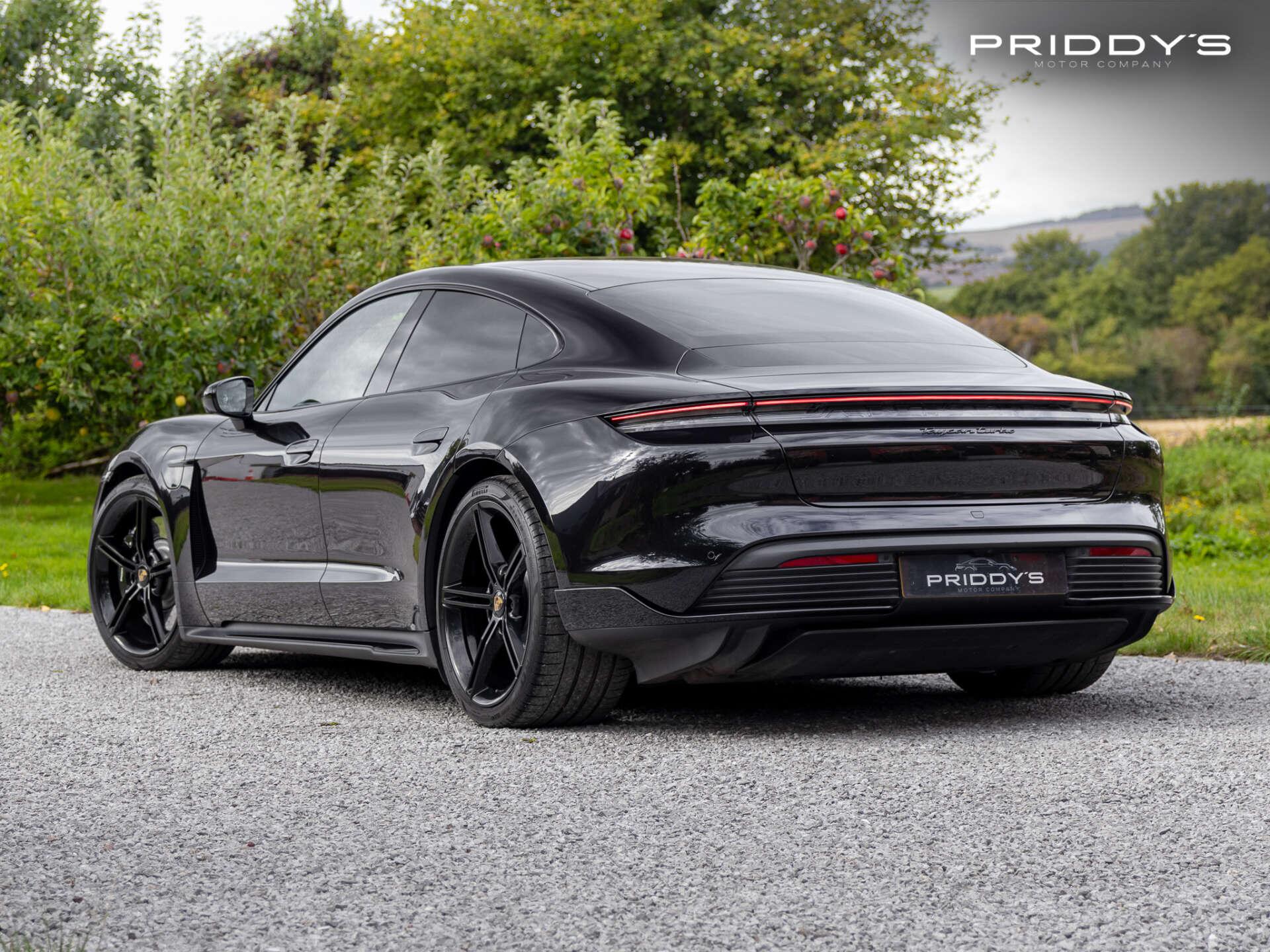 Porsche Taycan view 43