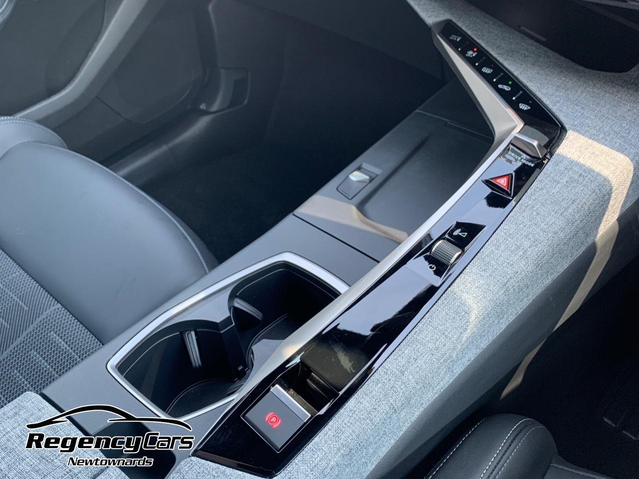 Peugeot 3008 view 13