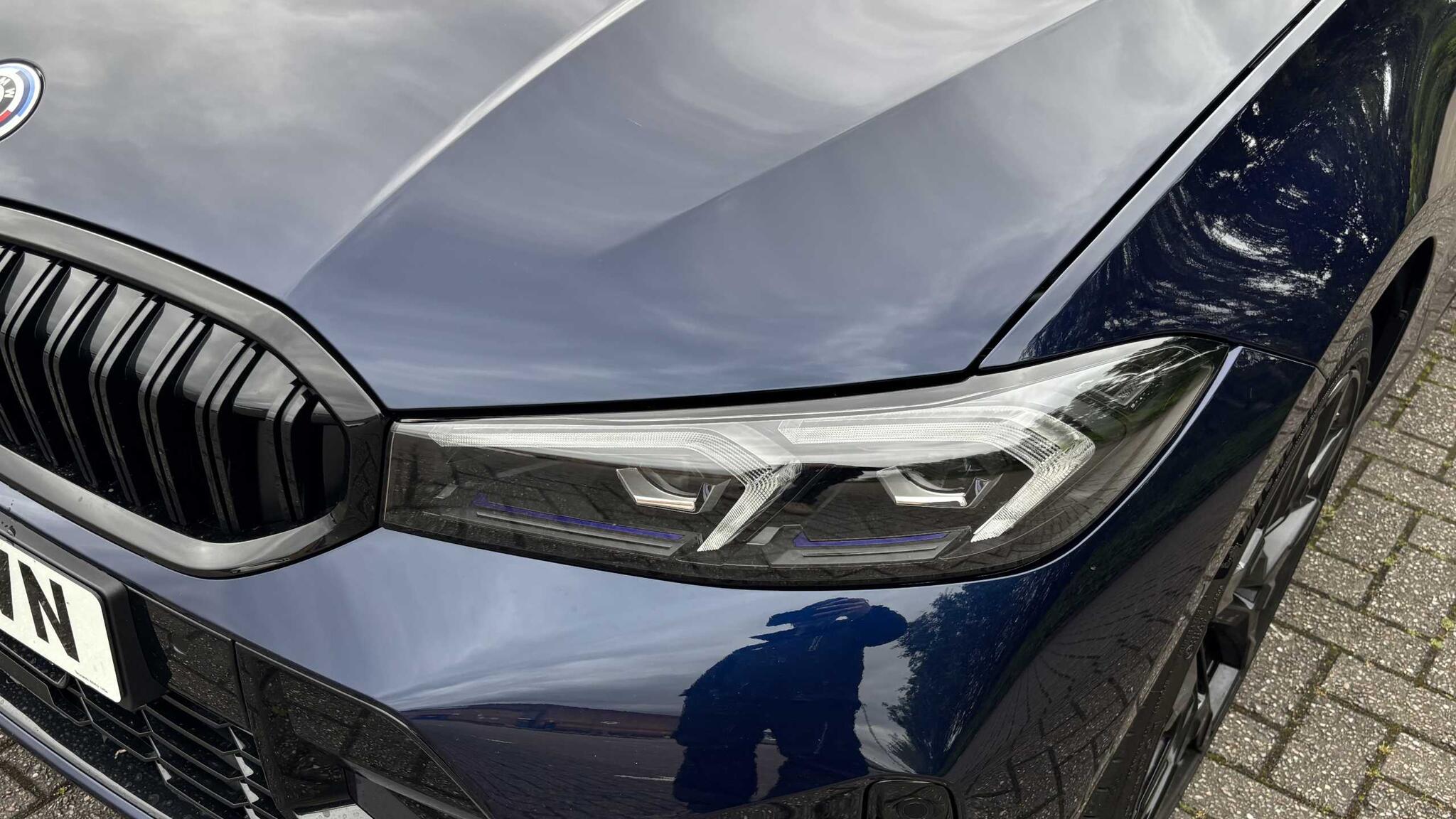 BMW 3 Series view 34