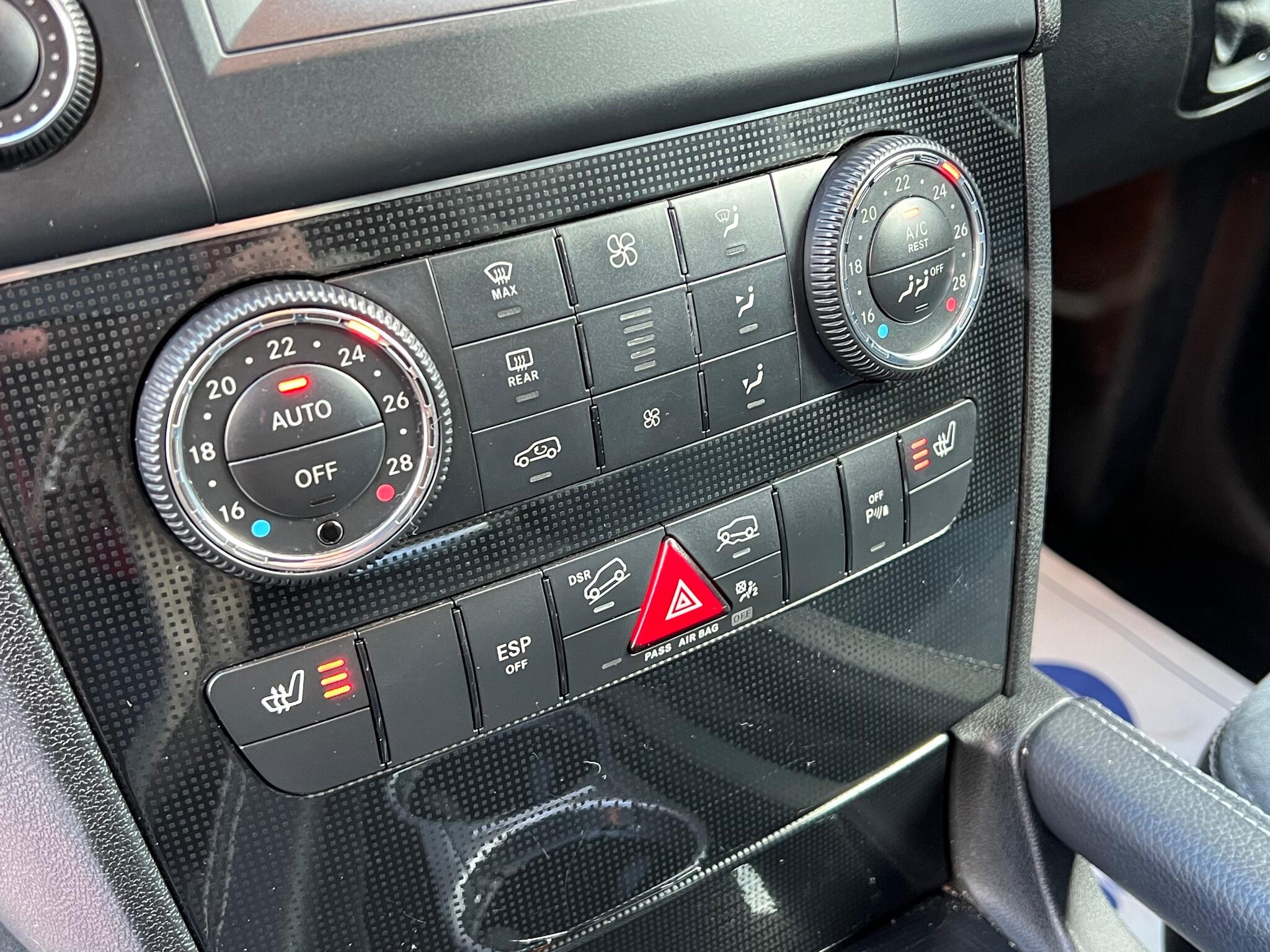 2009 Mercedes-Benz M Class image 20