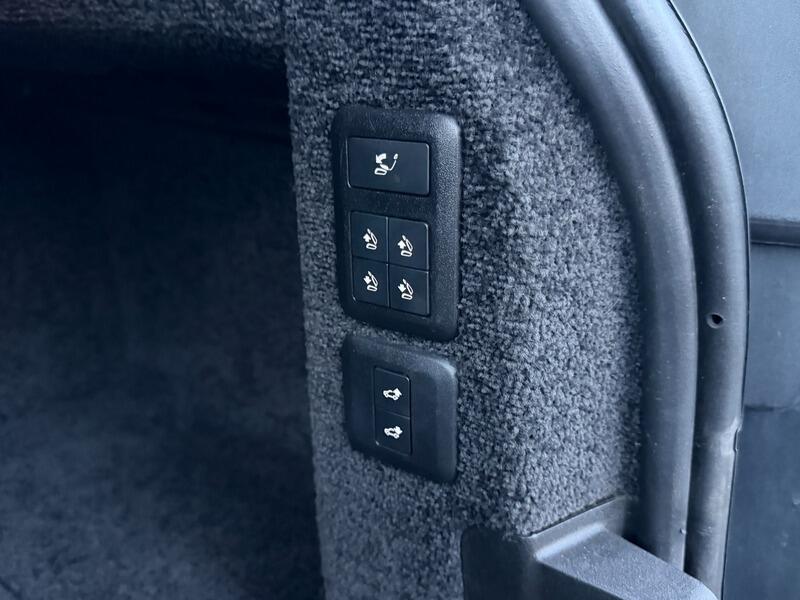 Land Rover Range Rover view 67
