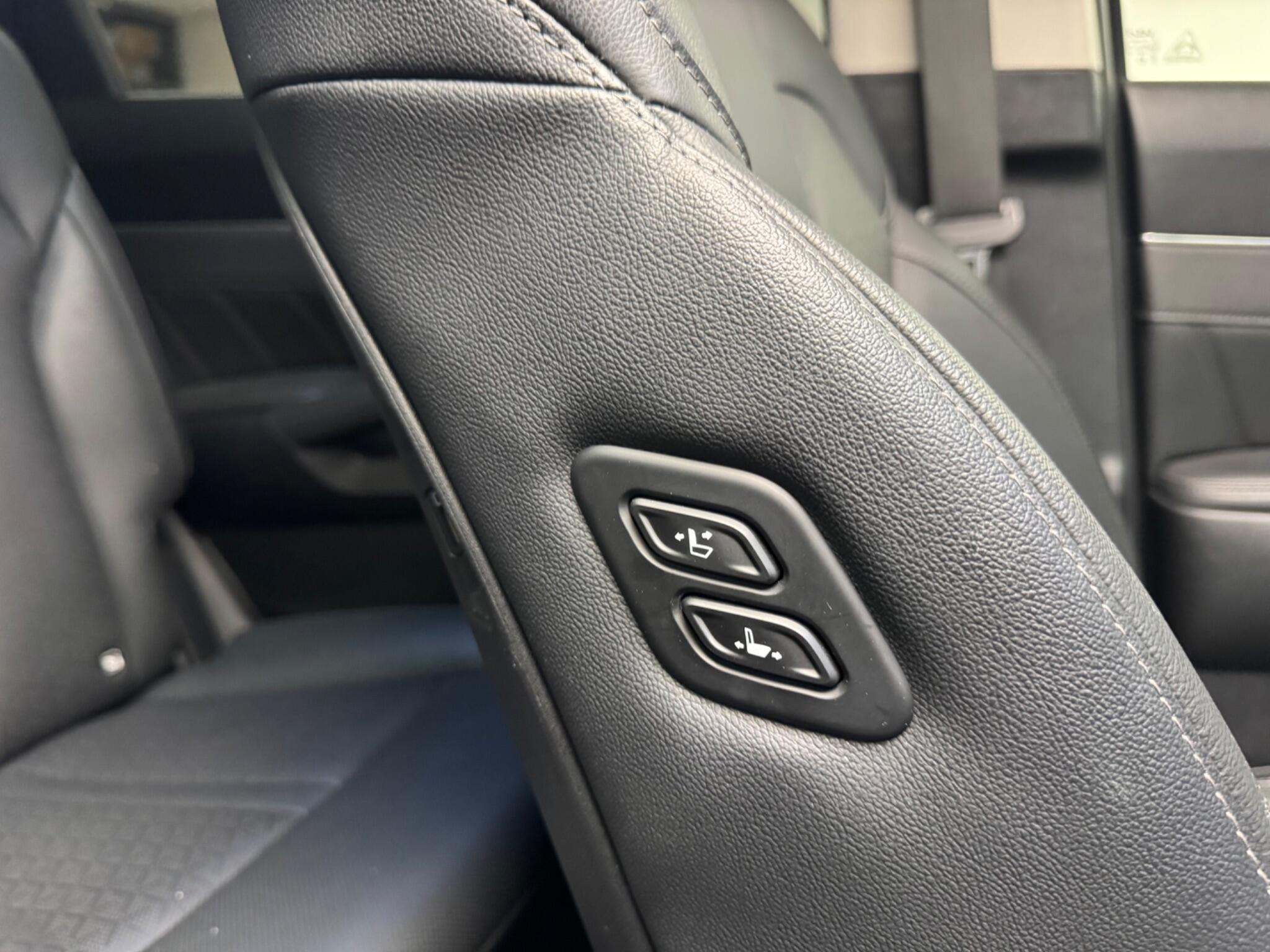 Kia Sorento view 16