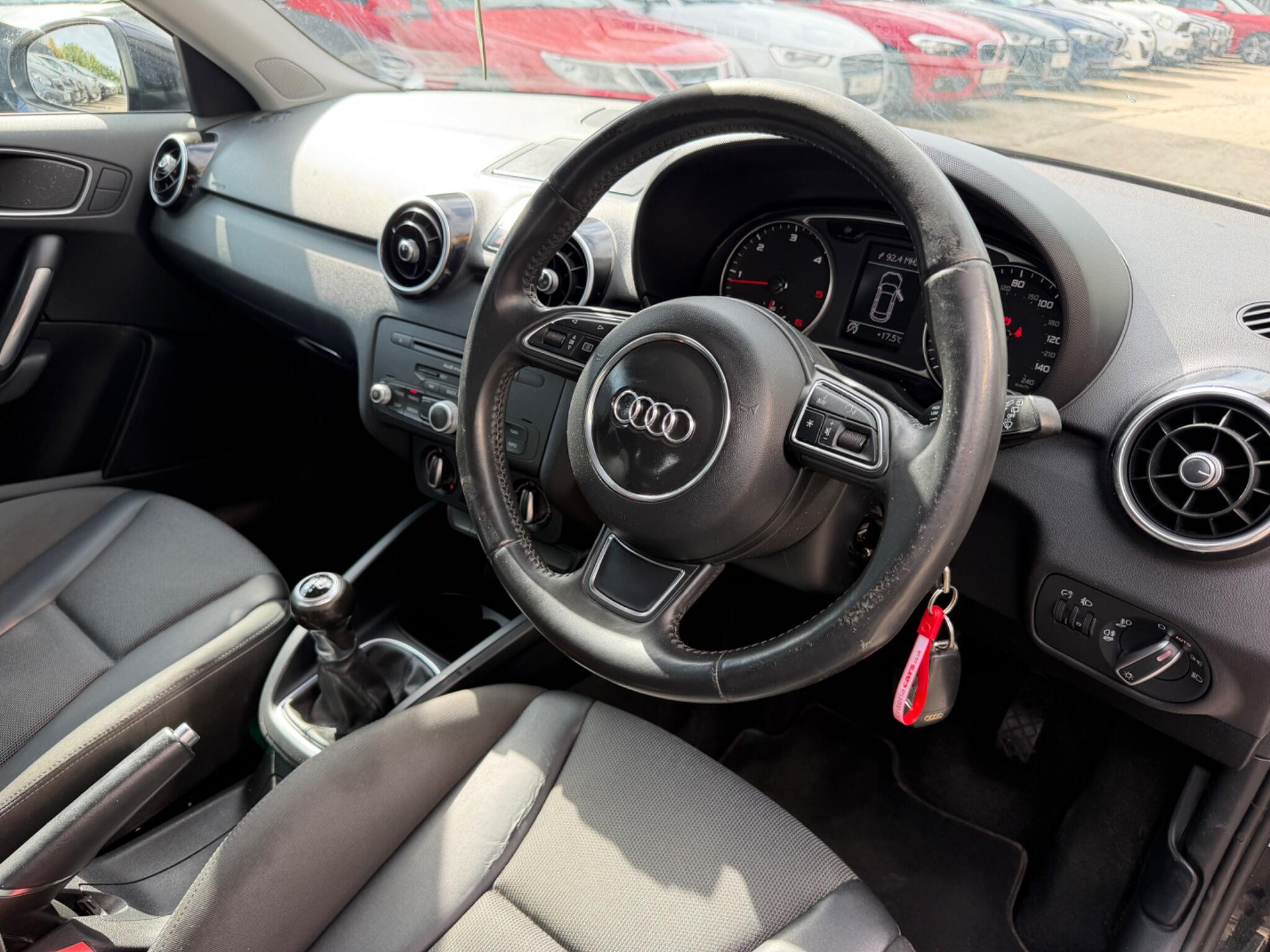 Audi A1 view 11