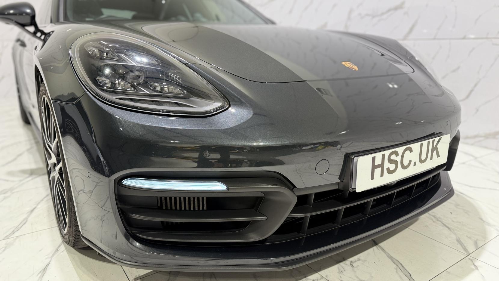 Porsche Panamera view 33