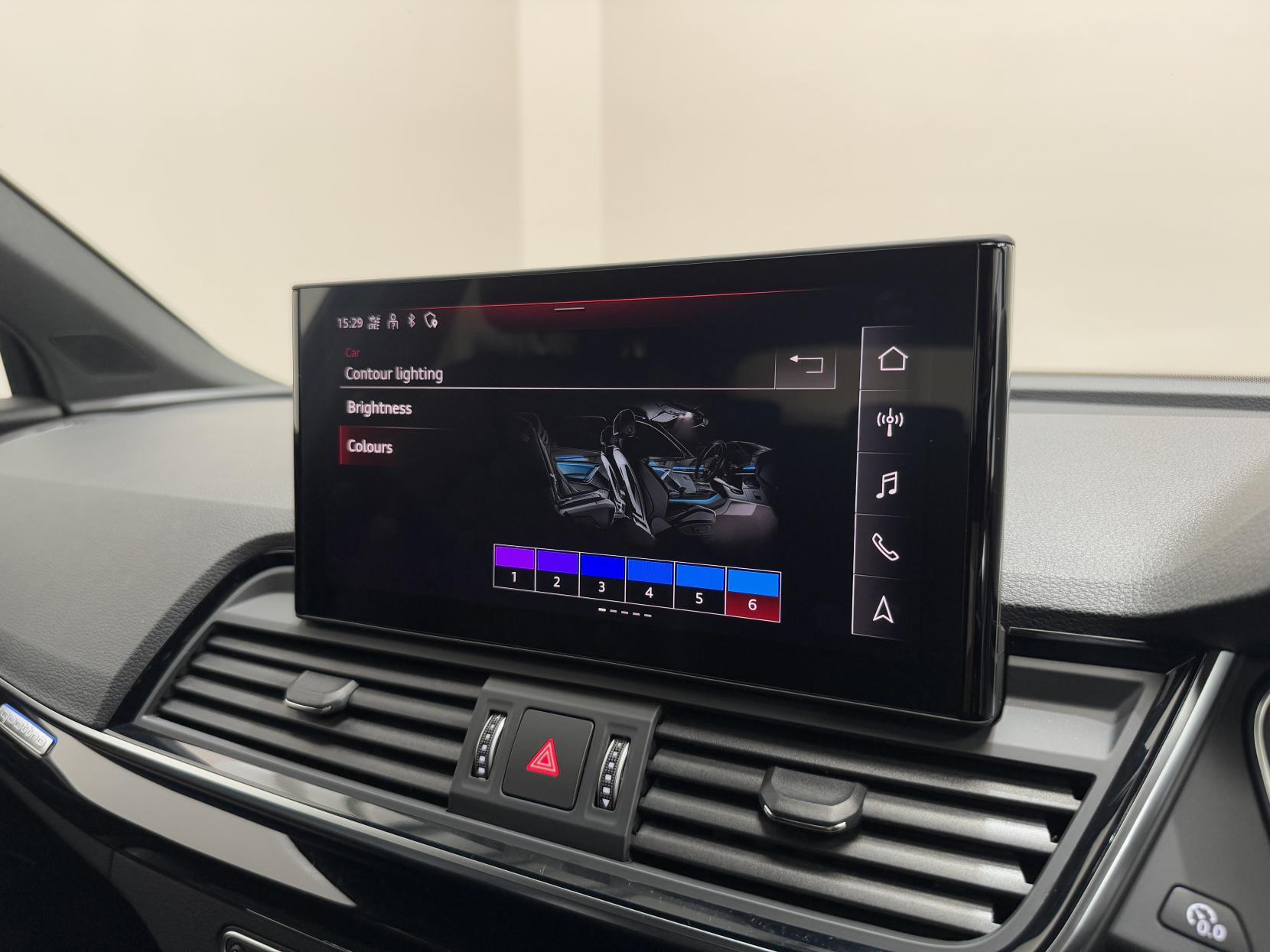 Audi Q5 view 28