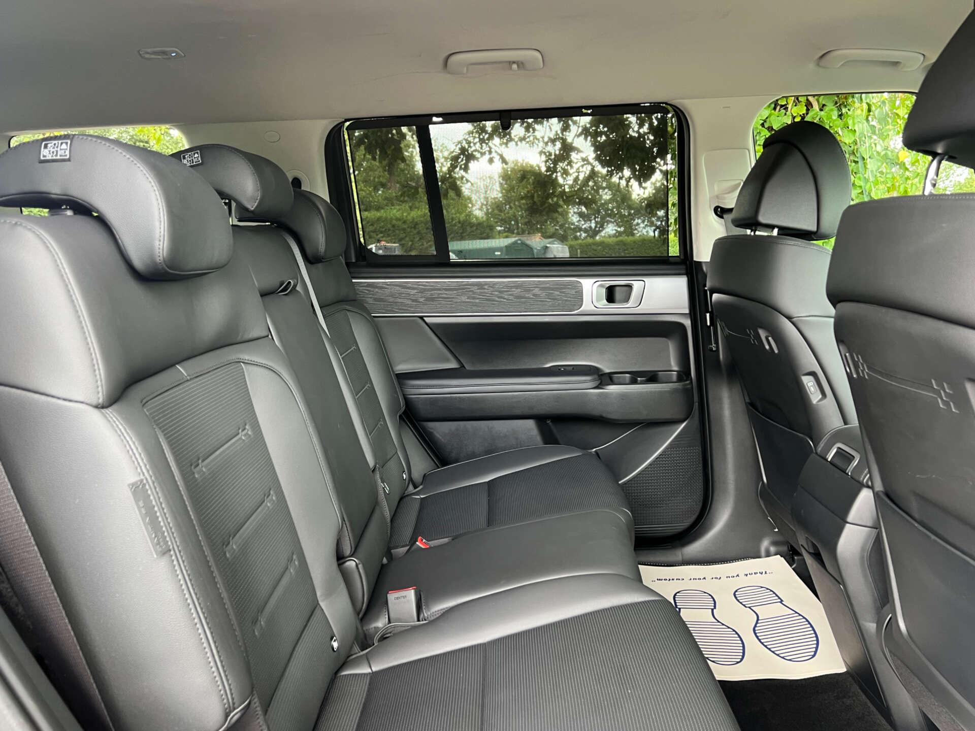 Hyundai Santa Fe view 44