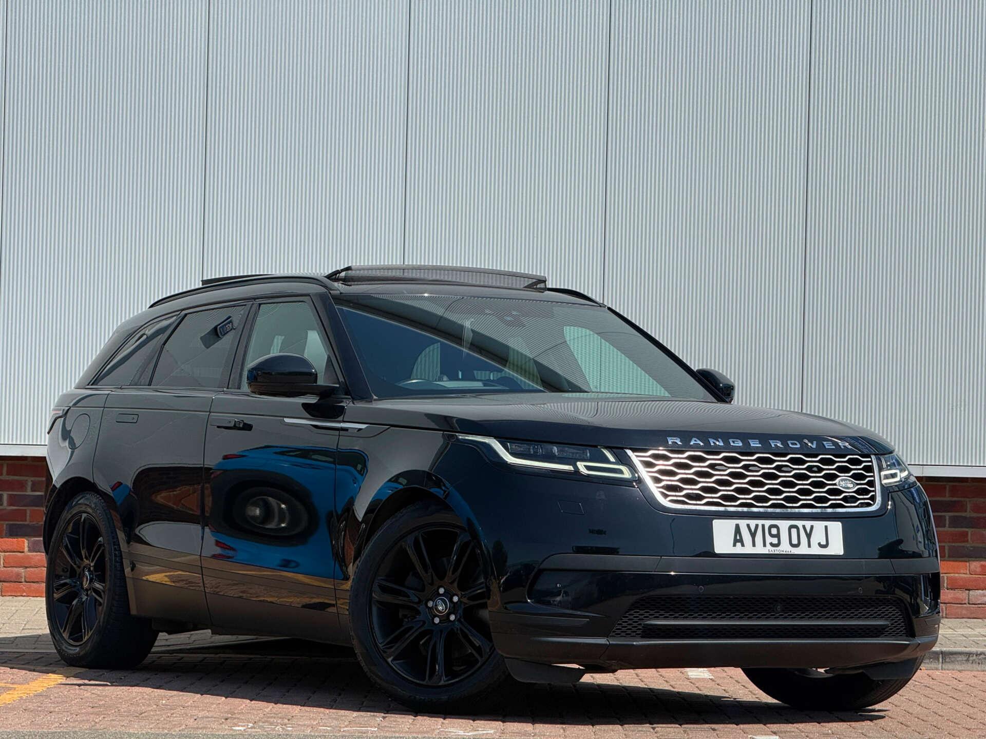 Land Rover Range Rover Velar view 11