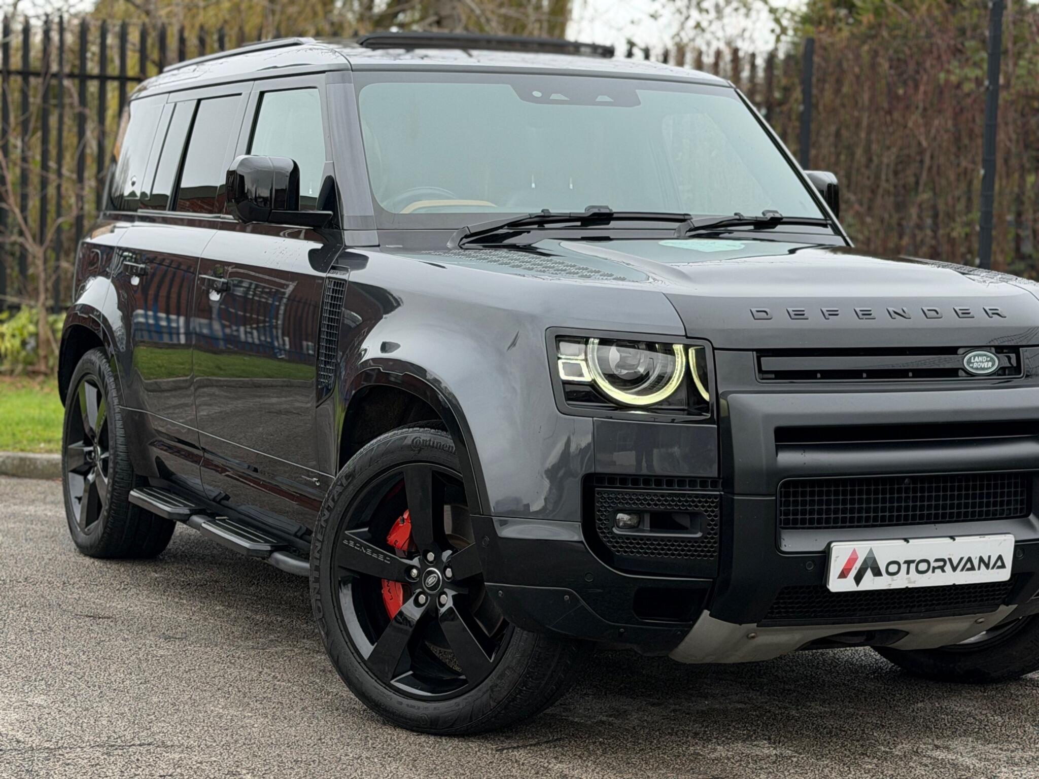 Land Rover Defender view 8