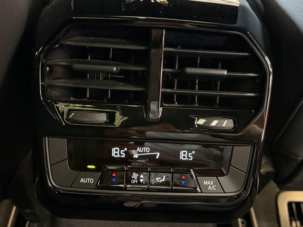 BMW Ix view 32
