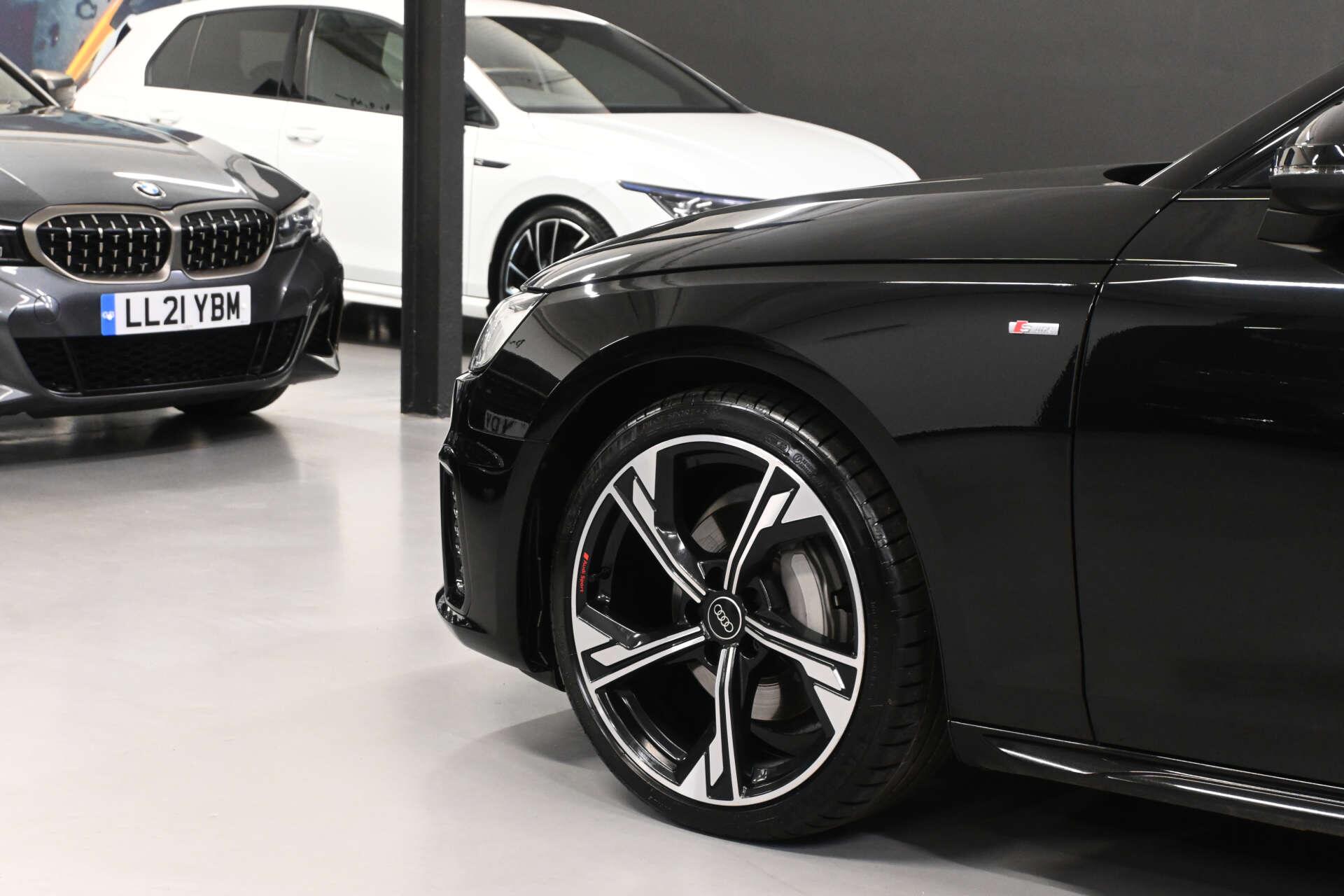 Audi A4 view 19