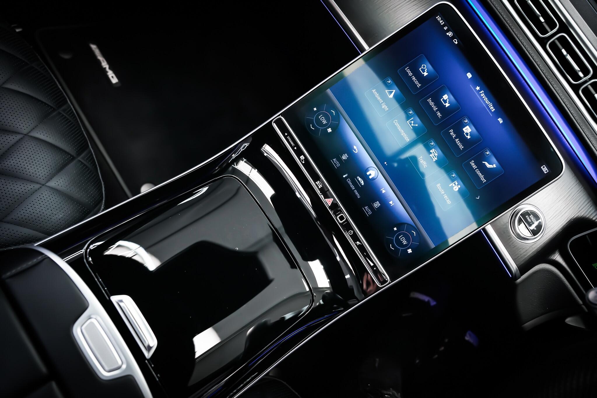 Mercedes-Benz S-Class view 7